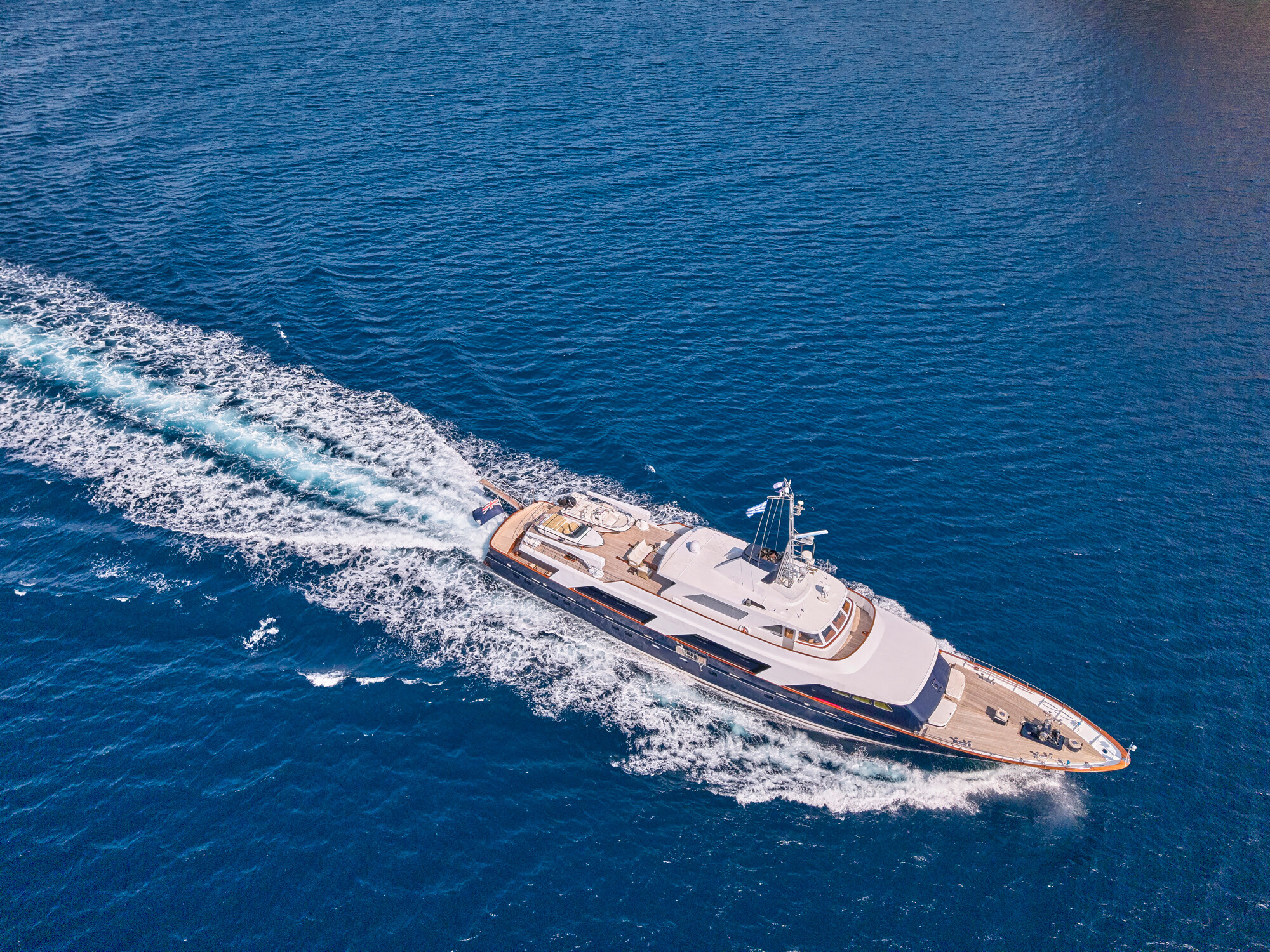 AETEA motor yacht for Sale by Fraser Yachts, built by PICCHIOTTI