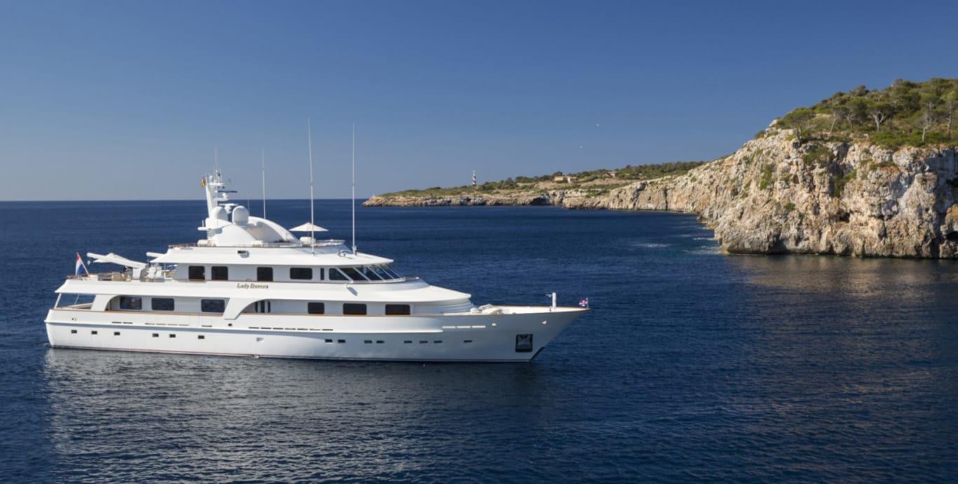 Aboard LADY DUVERA a 143ft (43.61m) luxury motor yacht , built by ROYAL HAKVOORT SHIPYARD in 2000