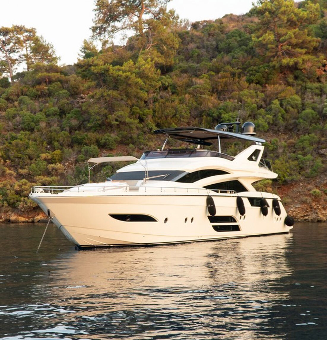 Aboard DOLLY a 80ft (24.5m) luxury motor yacht for Sale available with Fraser Yachts, built by DOMINATOR in 2015