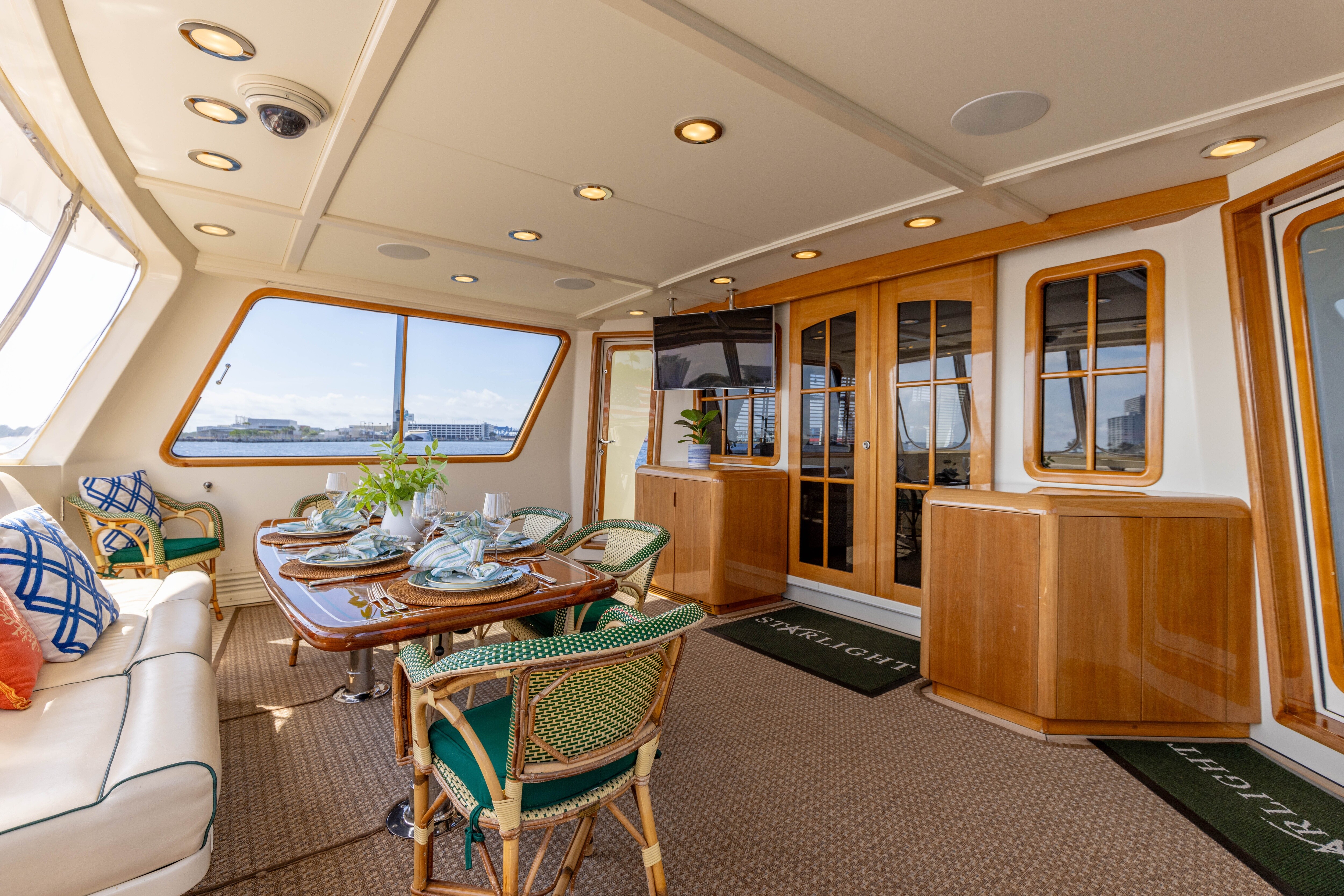 Aboard STARLIGHT a 106ft (32.31m) luxury motor yacht for Sale available with Fraser Yachts, built by DERECKTOR-GOETZ in 2003