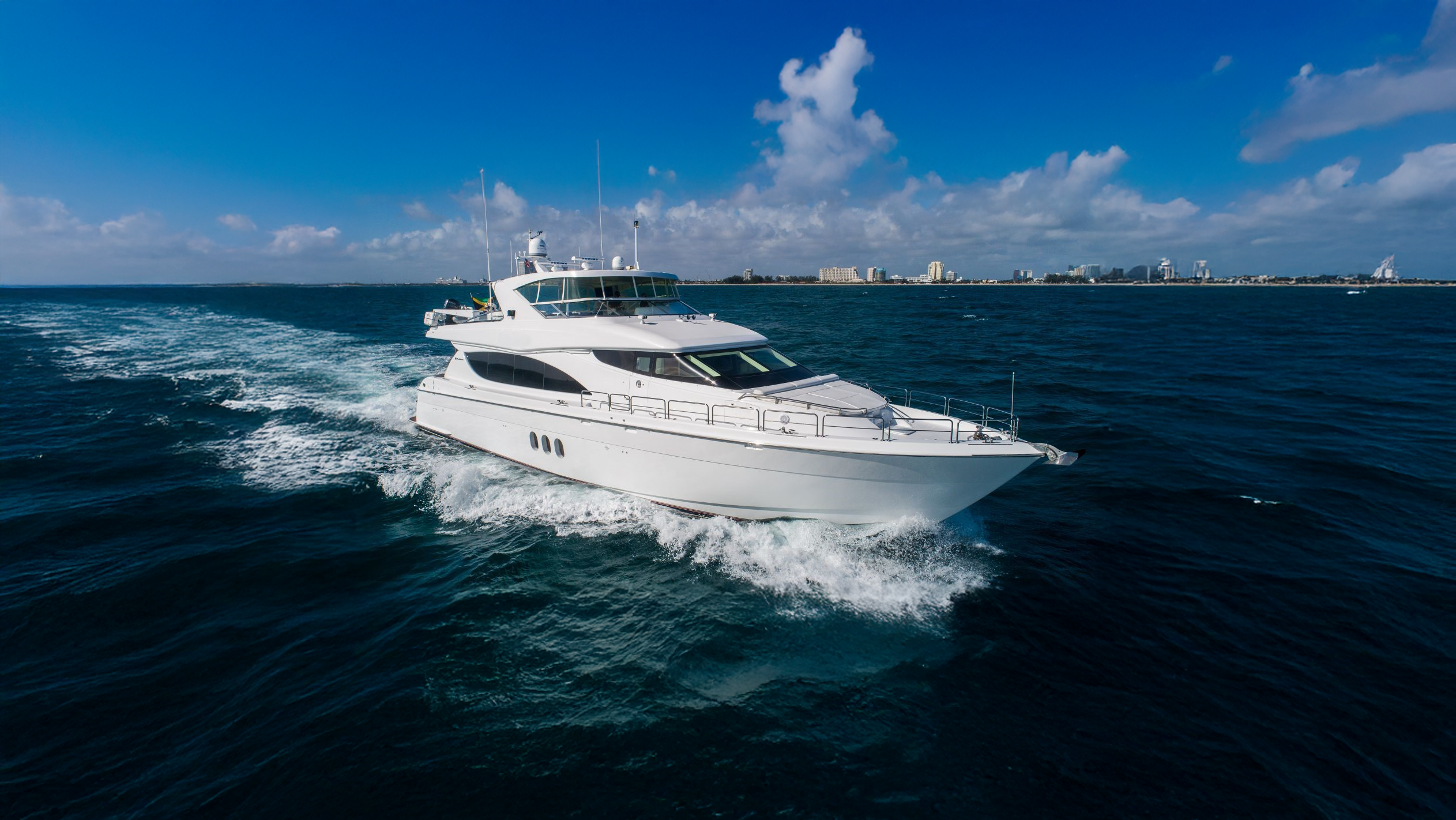 MONTE CRISTO motor yacht for Sale by Fraser Yachts, built by HATTERAS
