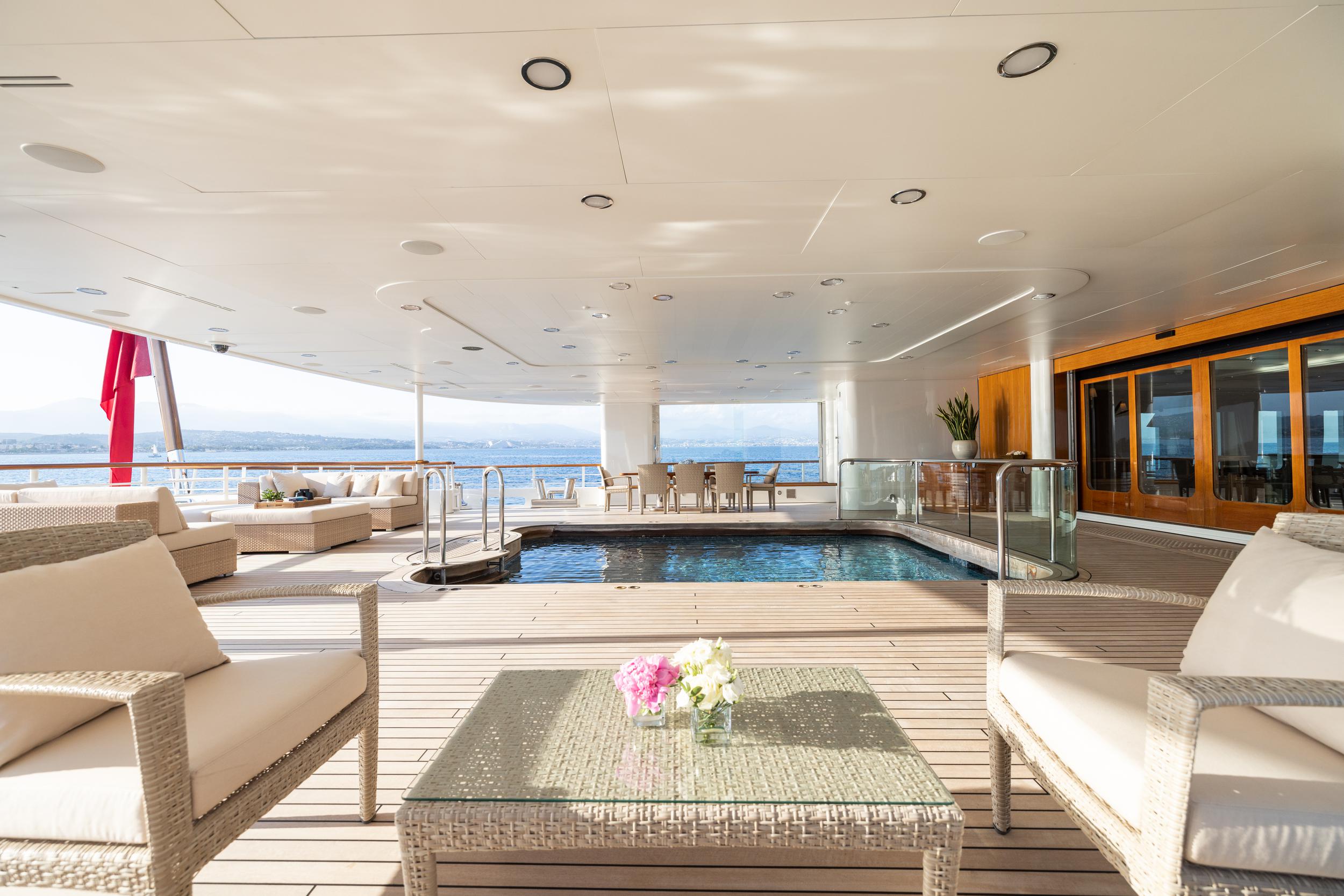 Aboard TATOOSH a 303ft (92.4m) luxury motor yacht for Charter available with Fraser Yachts, built by NOBISKRUG in 2000