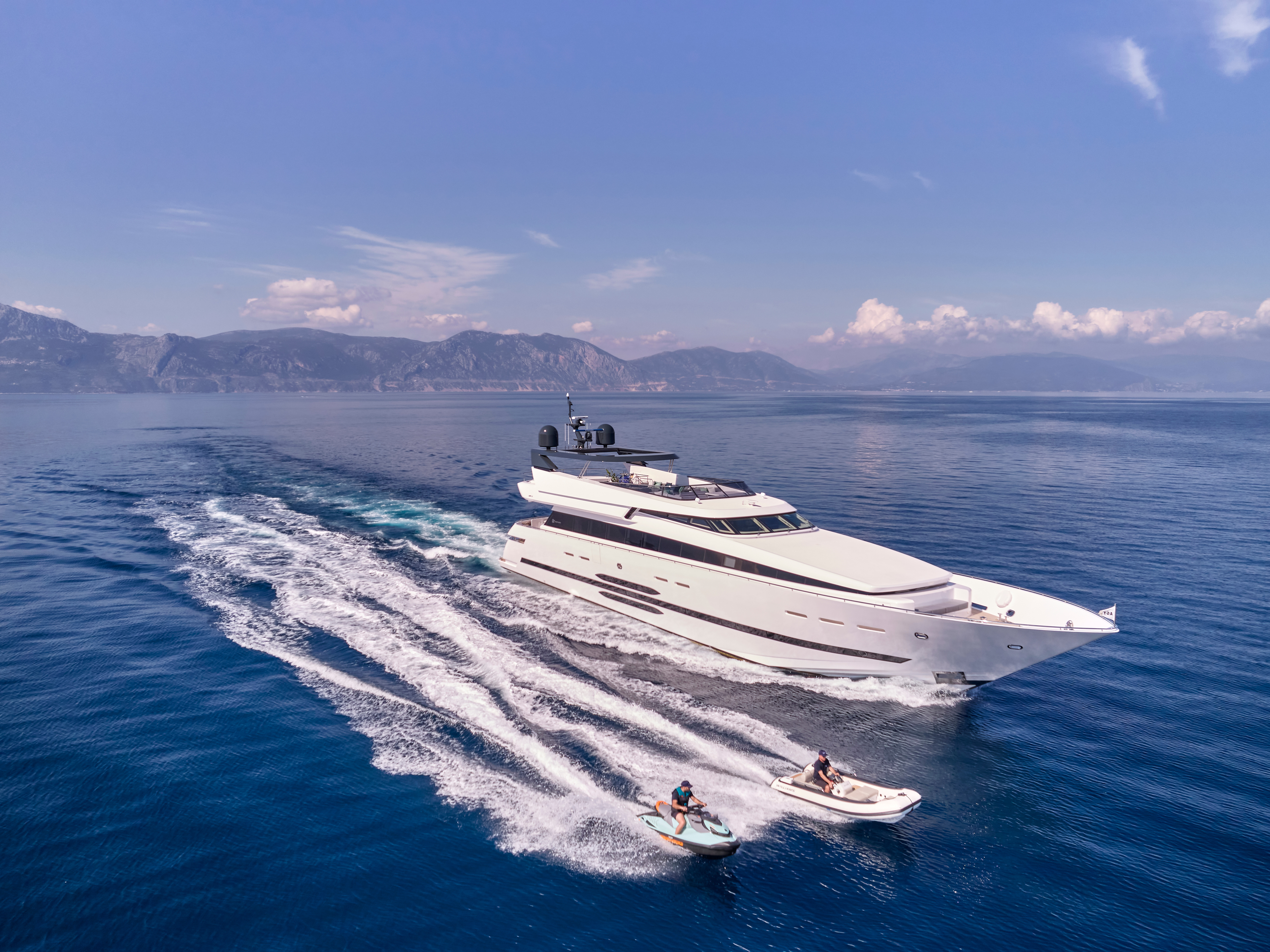 Aboard O'NEIRO a 118ft (36.13m) luxury motor yacht for Charter available with Fraser Yachts, built by GOLDEN YACHTS in 2023