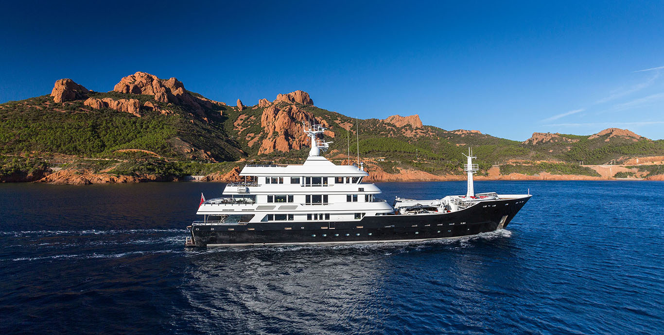 Aboard GRAND RUSALINA a 195ft (59.6m) luxury motor yacht , built by TRINITY YACHTS in 2006