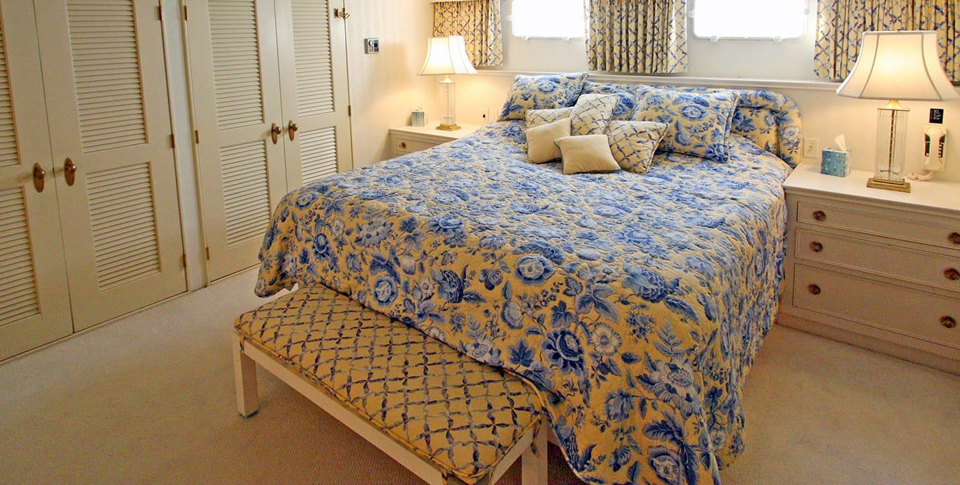 Aboard PANACEA IV a 86ft (26.21m) luxury motor yacht , built by BURGER BOAT COMPANY in 1984