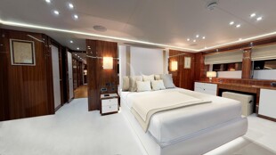 https://media.fraseryachts.com/Yachts/Y5860_MC_MC/images/yachtfolio/anya-master-stateroom_185740-yBTAQo16.jpg?vh=827369&w=310