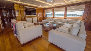 https://media.fraseryachts.com/Yachts/Y5860_MC_MC/images/yachtfolio/anya-sky-lounge-on-top-deck_185752-L9pY32EK.jpg?vh=2528fa&w=310