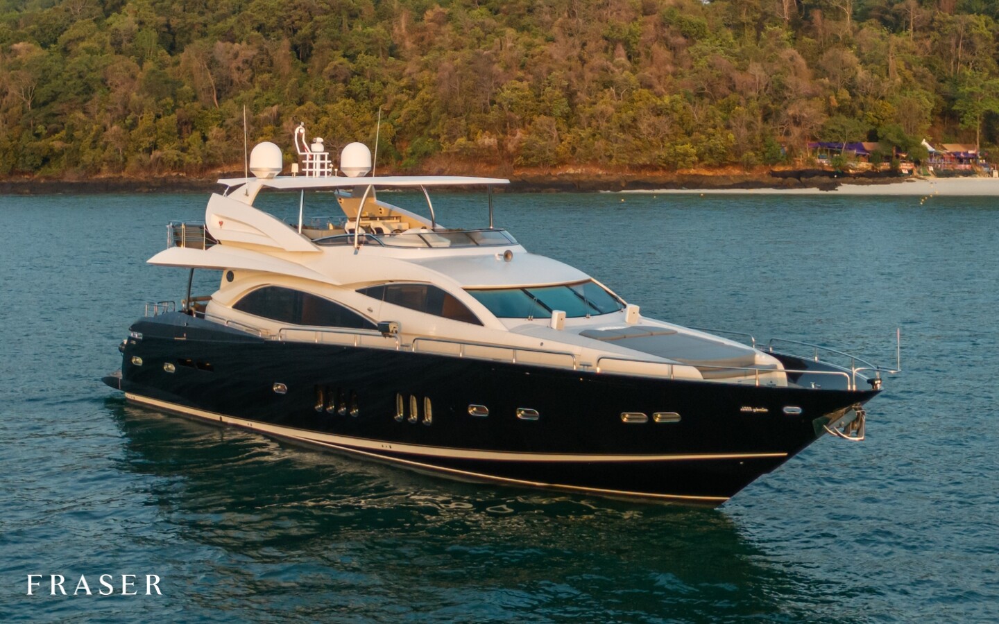 Aboard MAXXX 2 a 91ft (28m) luxury motor yacht for Sale available with Fraser Yachts, built by SUNSEEKER in 2008