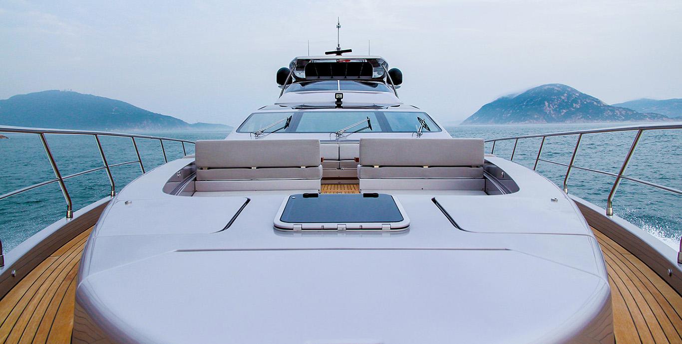 Aboard G a 98ft (30m) luxury motor yacht , built by AZIMUT in 2012