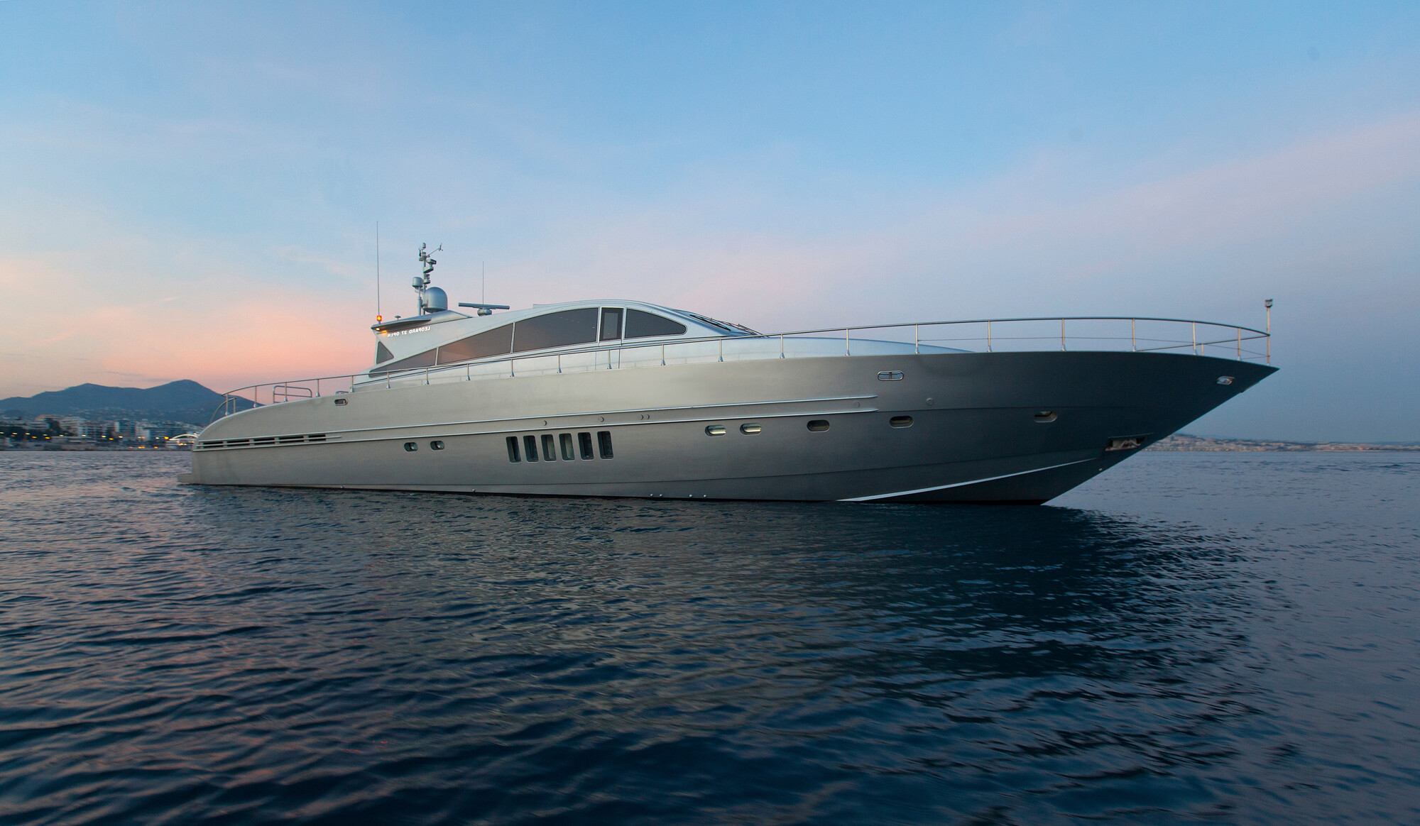 60-Foot Luxury Yacht