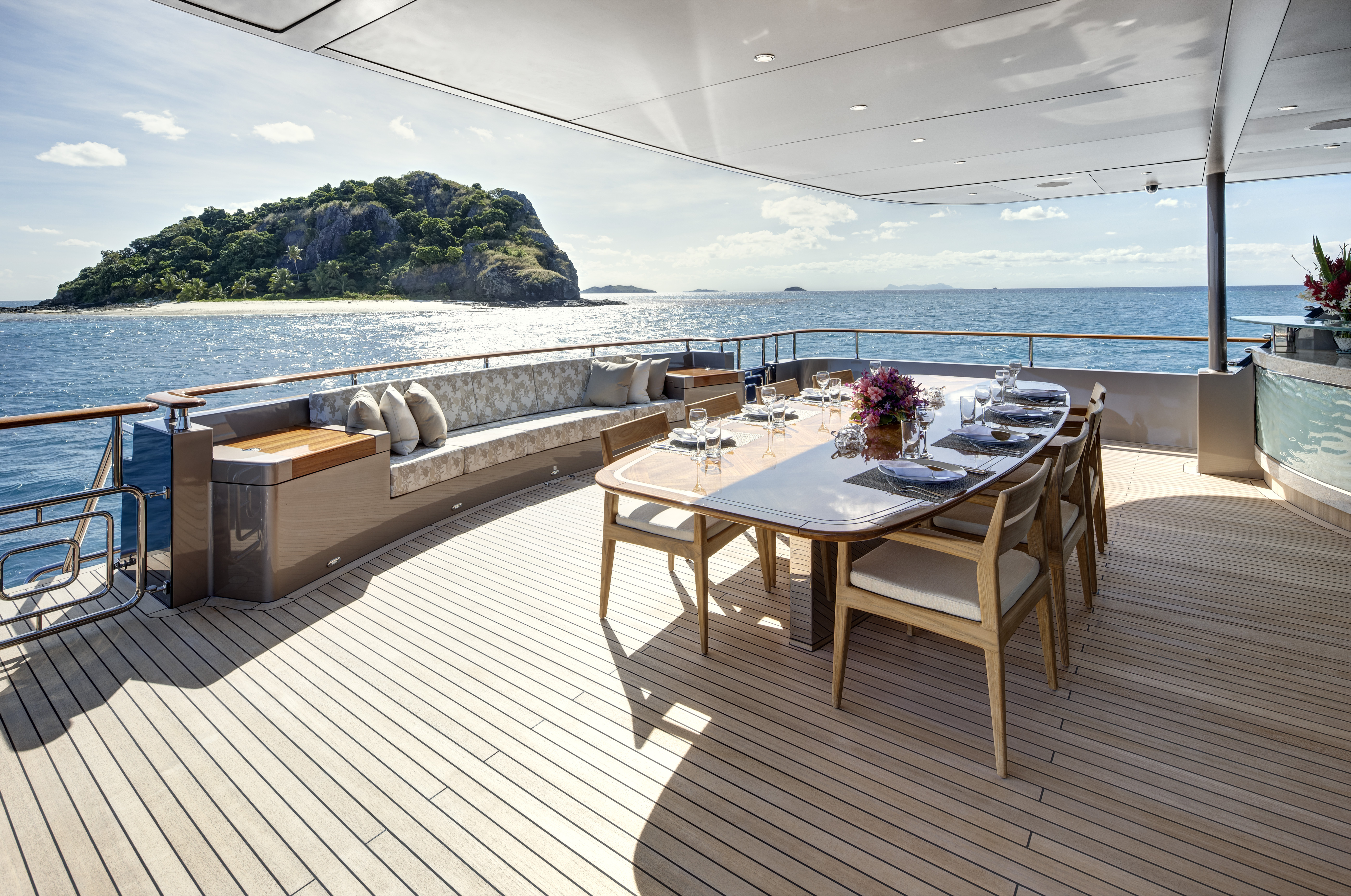 Aboard LORETTA ANNE a 154ft (47m) luxury motor yacht , built by ALLOY YACHTS in 2012