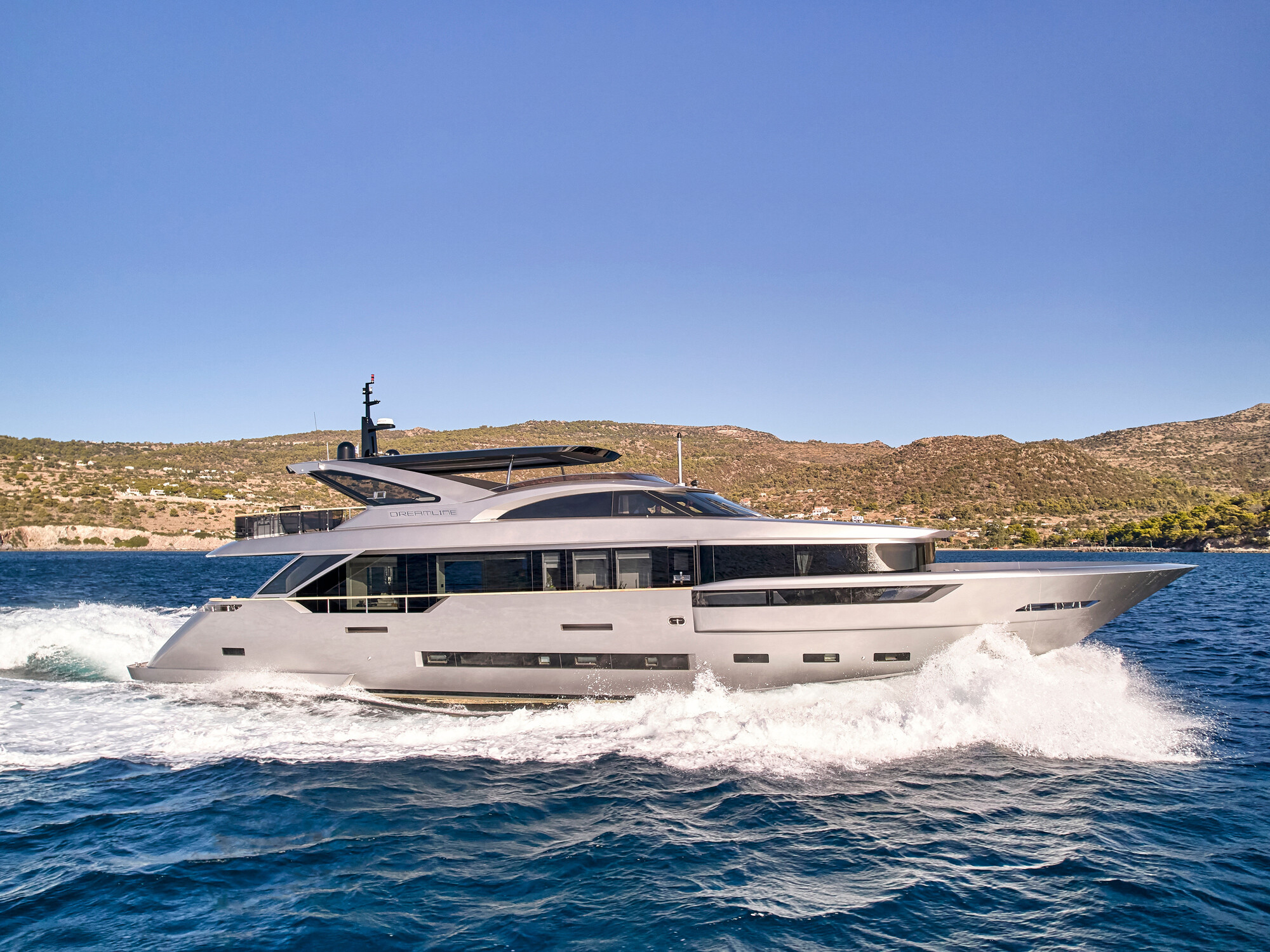 SEAMMETRY motor yacht for Sale & Charter by Fraser Yachts, built by DL YACHTS - DREAMLINE