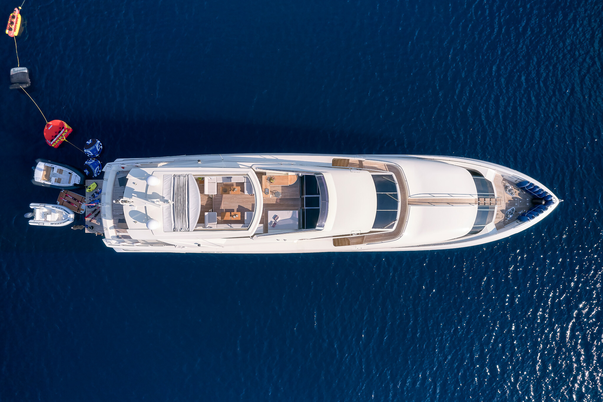 Aboard RINI a 120ft (36.68m) luxury motor yacht for Charter available with Fraser Yachts, built by POSILLIPO CANTIERI NAVALI in 2009