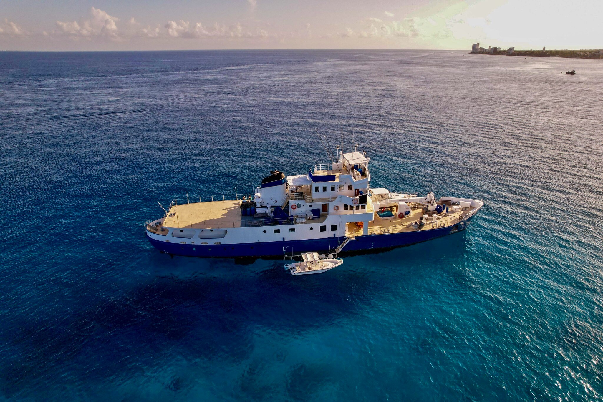BEAUPORT motor yacht for Sale by Fraser Yachts, built by DAVIE YARDS INC.