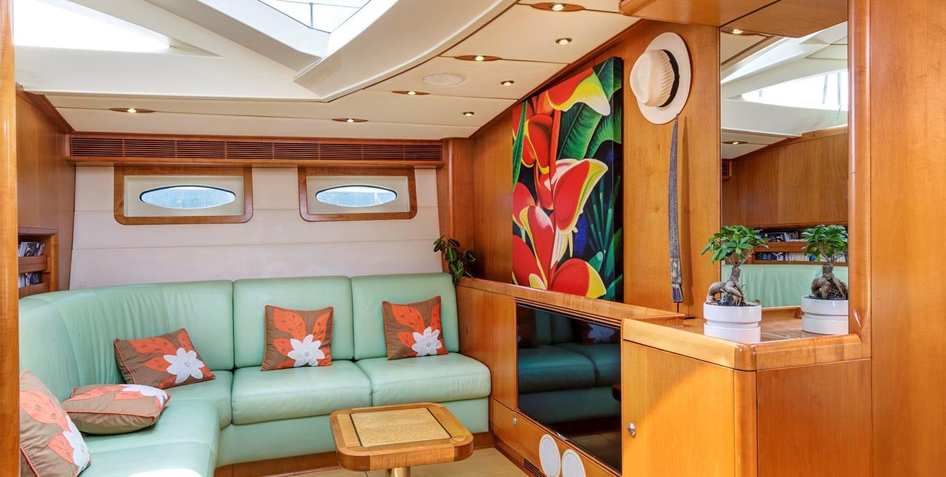 Aboard KEANIMAI a 82ft (25m) luxury sailing yacht , built by BLOEMSMA & VAN BREEMAN in 2002