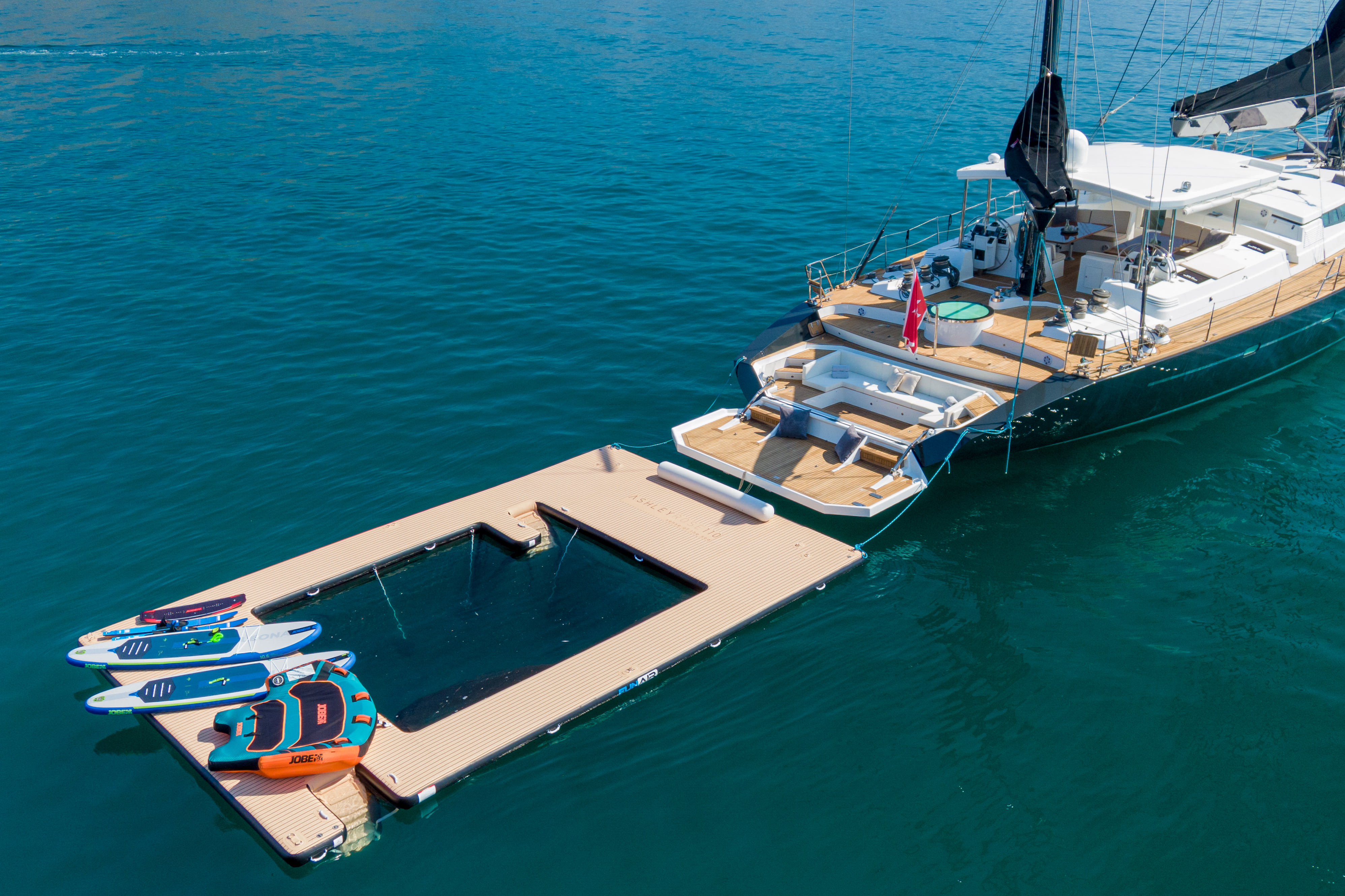 ASHLEYROSE110 Yacht for Sale Fraser