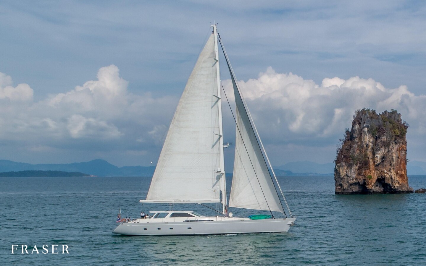 SILVERLINING_01_Main Running Shot_SL Sailing 1-uFyjvc3H.jpg