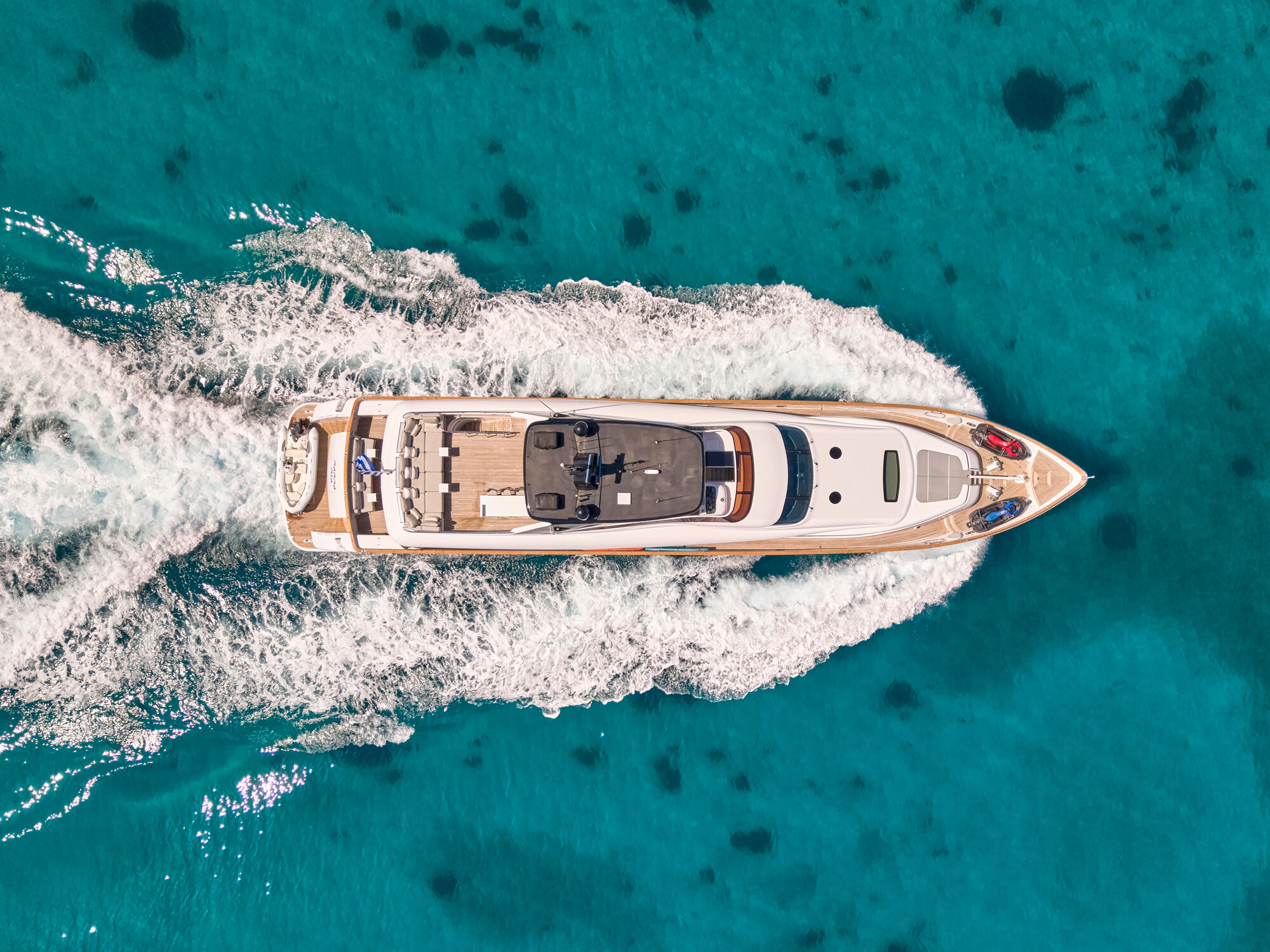 MAMMA MIA motor yacht for Charter by Fraser Yachts, built by MAIORA