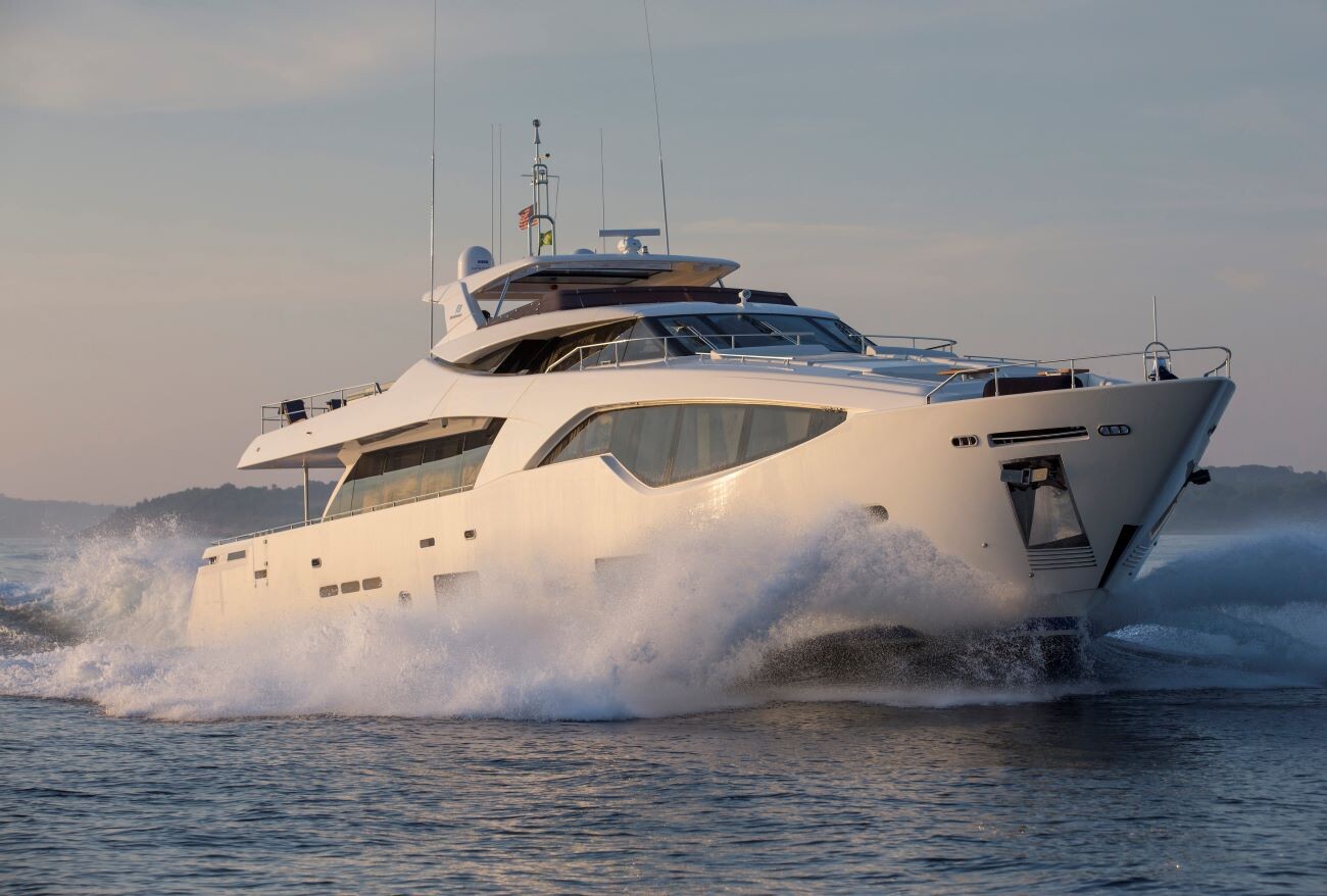 Aboard ALANDREA a 108ft (32.92m) luxury motor yacht , built by FERRETTI CUSTOM LINE in 2016