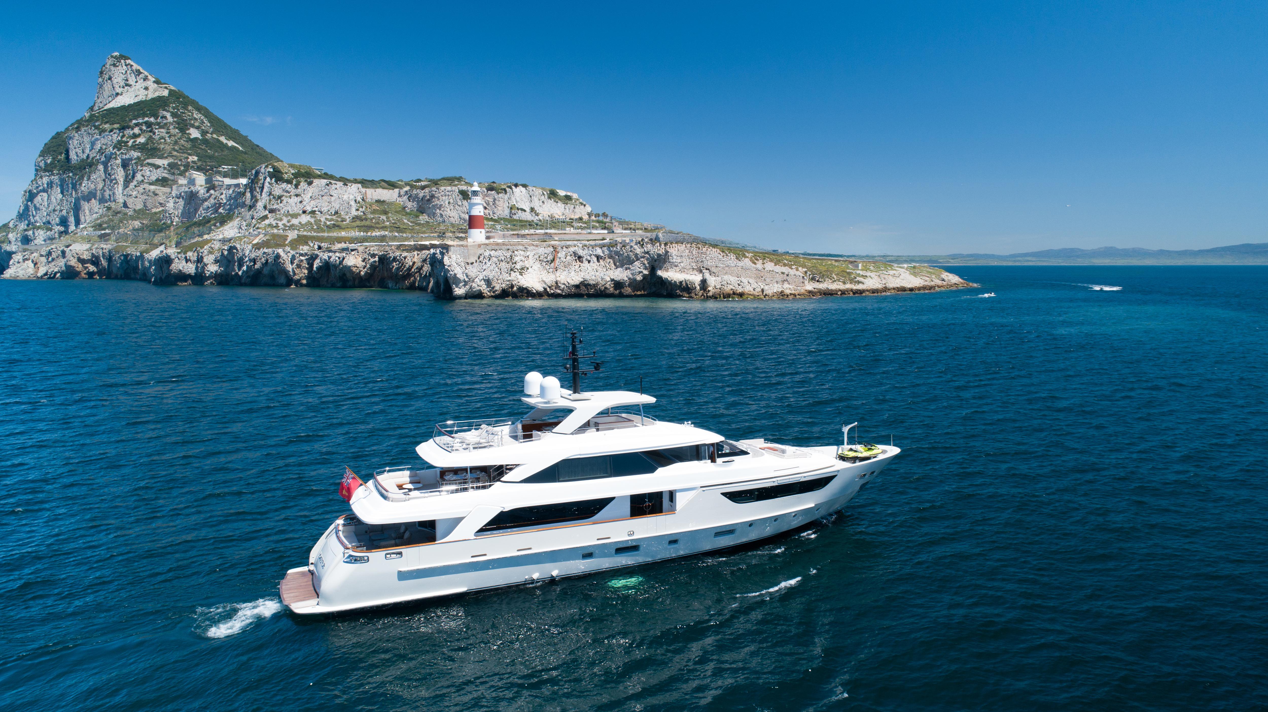 SUPERNOVA motor yacht for Sale by Fraser Yachts, built by SANLORENZO