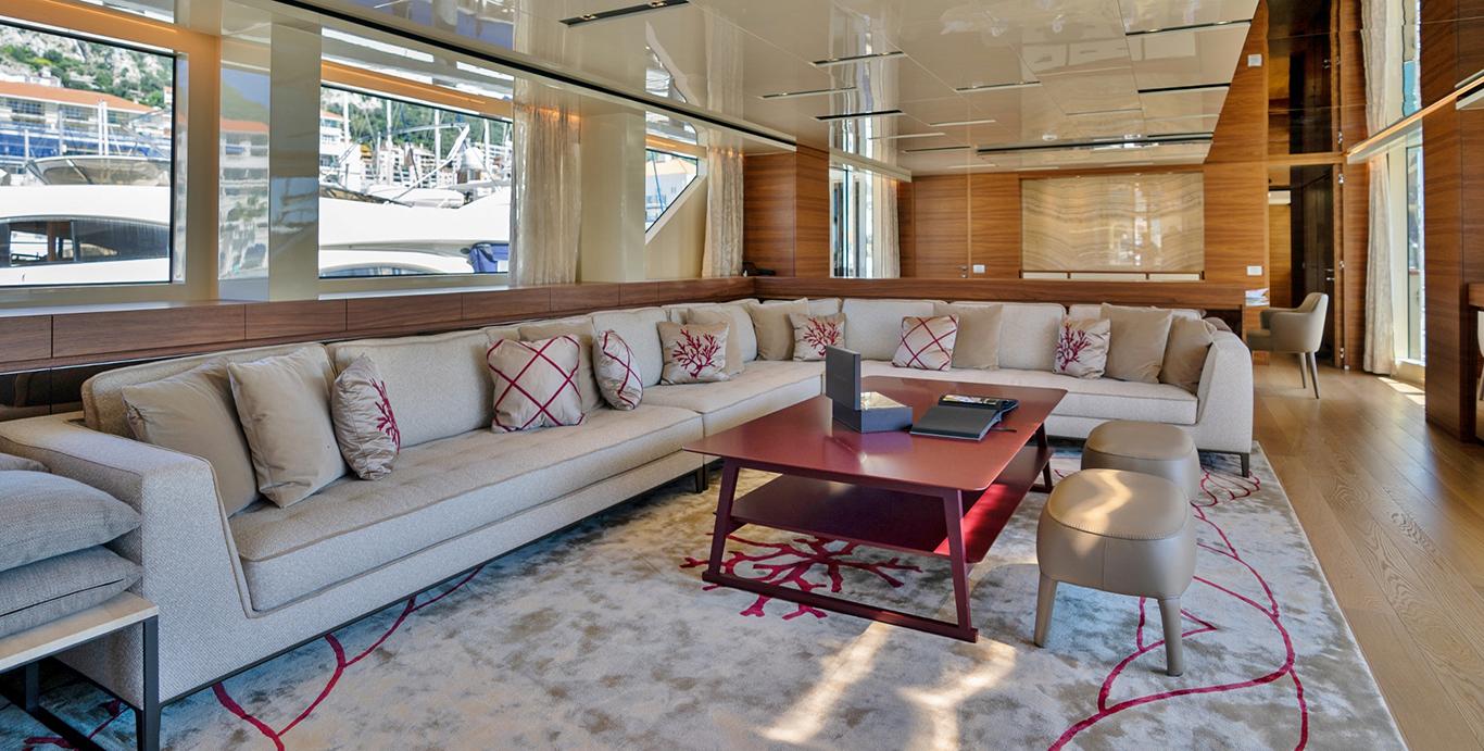 Aboard SUPERNOVA a 124ft (37.95m) luxury motor yacht , built by SANLORENZO in 2018