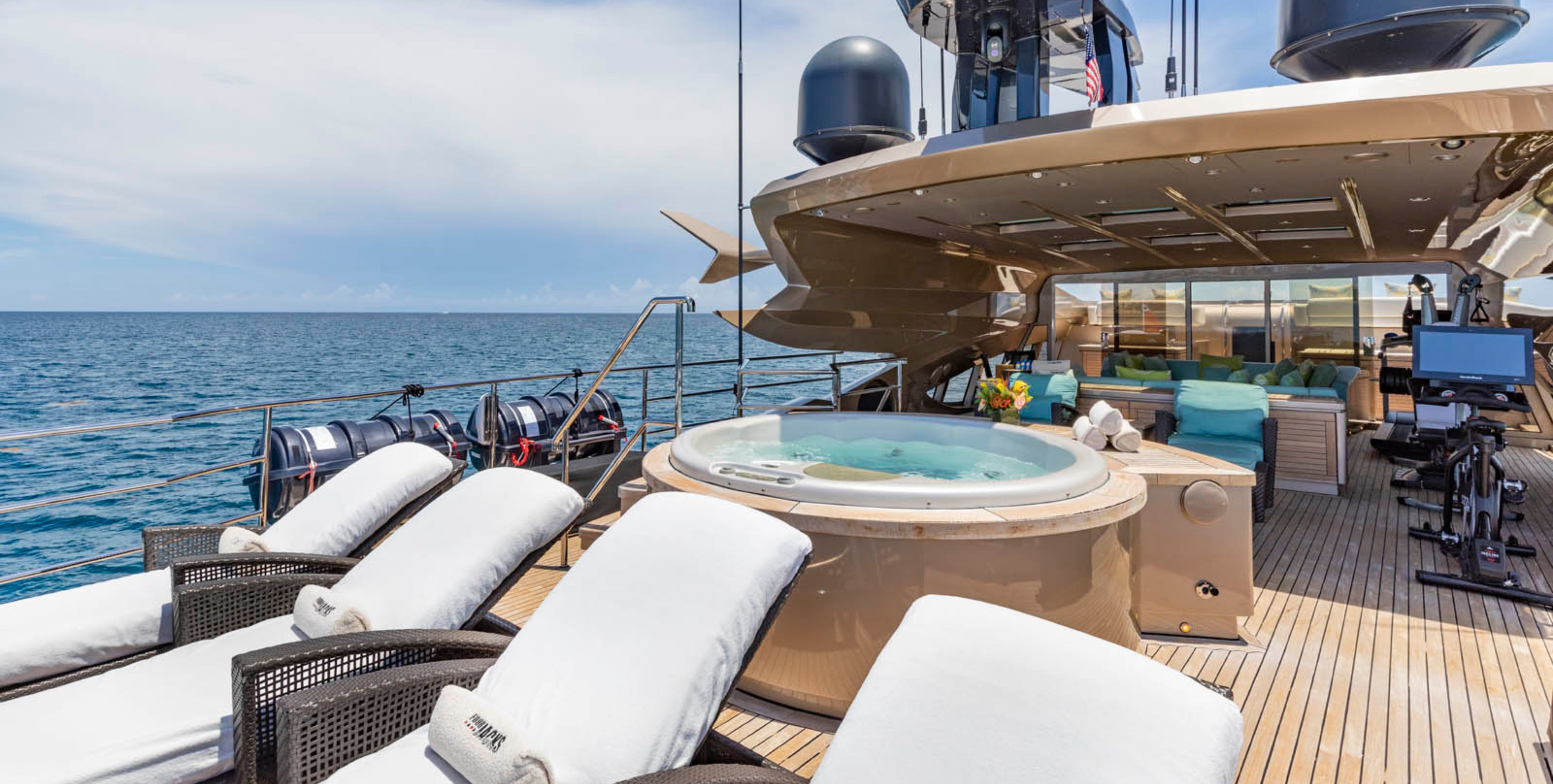 FOUR JACKS Yacht for Sale | Fraser