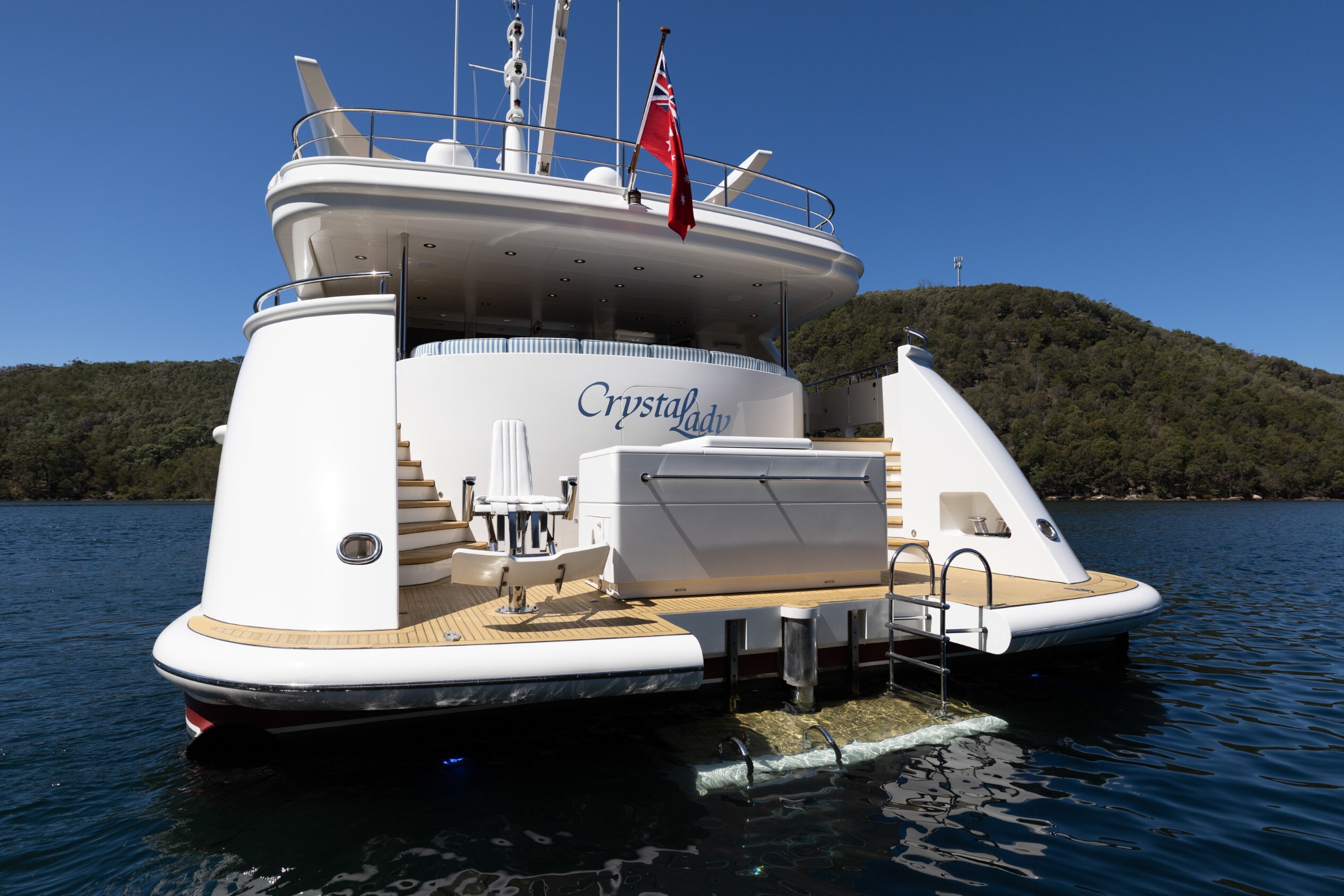 CRYSTAL LADY motor yacht for Sale by Fraser Yachts, built by WARREN YACHTS