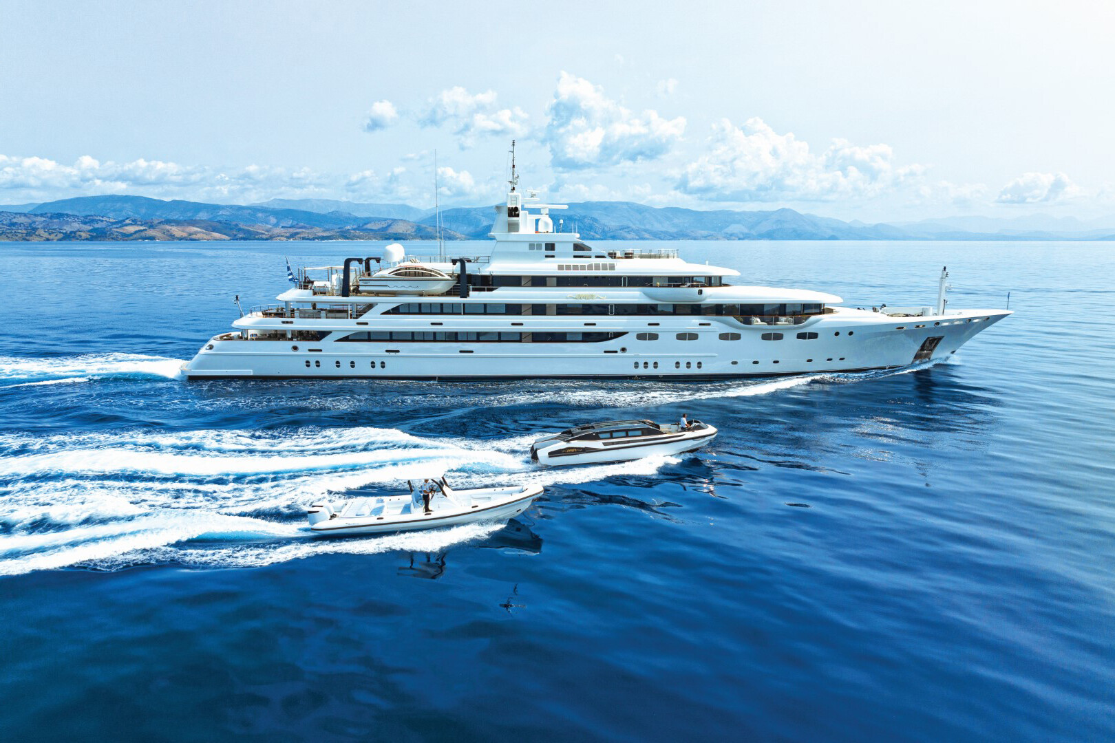 Aboard EMIR a 270ft (82.5m) luxury motor yacht for Sale & Charter available with Fraser Yachts, built by GOLDEN YACHTS in 2004