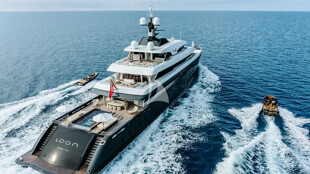 https://media.fraseryachts.com/Yachts/Y729_MC_MC/images/yachtfolio/loon-loon-221-68m_368605-YIky0eSZ.jpg?vh=efa427&w=310