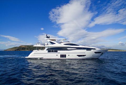 Aboard MEMORIES TOO a 95ft (29.1m) luxury motor yacht , built by AZIMUT in 2019