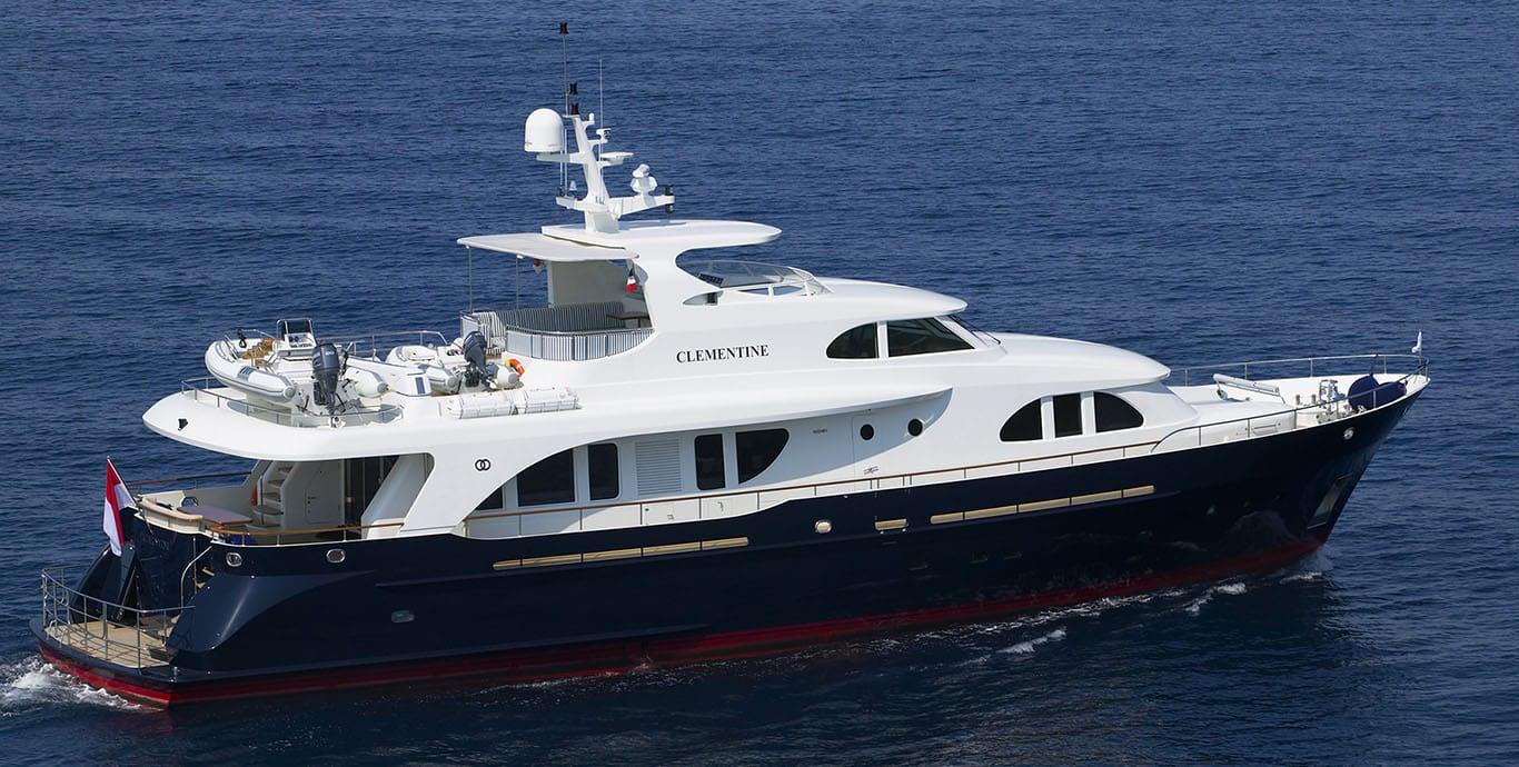 Aboard ARCHIPELAGO a 101ft (30.8m) luxury motor yacht , built by MOONEN SHIPYARD in 2005