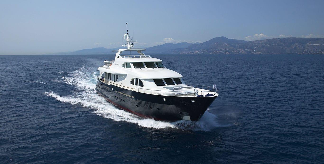 Aboard ARCHIPELAGO a 101ft (30.8m) luxury motor yacht , built by MOONEN SHIPYARD in 2005