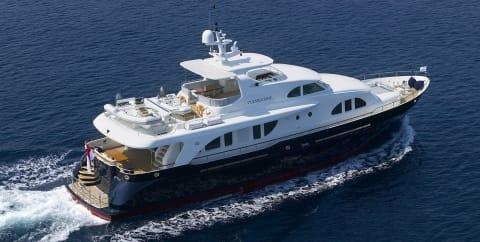 Aboard ARCHIPELAGO a 101ft (30.8m) luxury motor yacht , built by MOONEN SHIPYARD in 2005