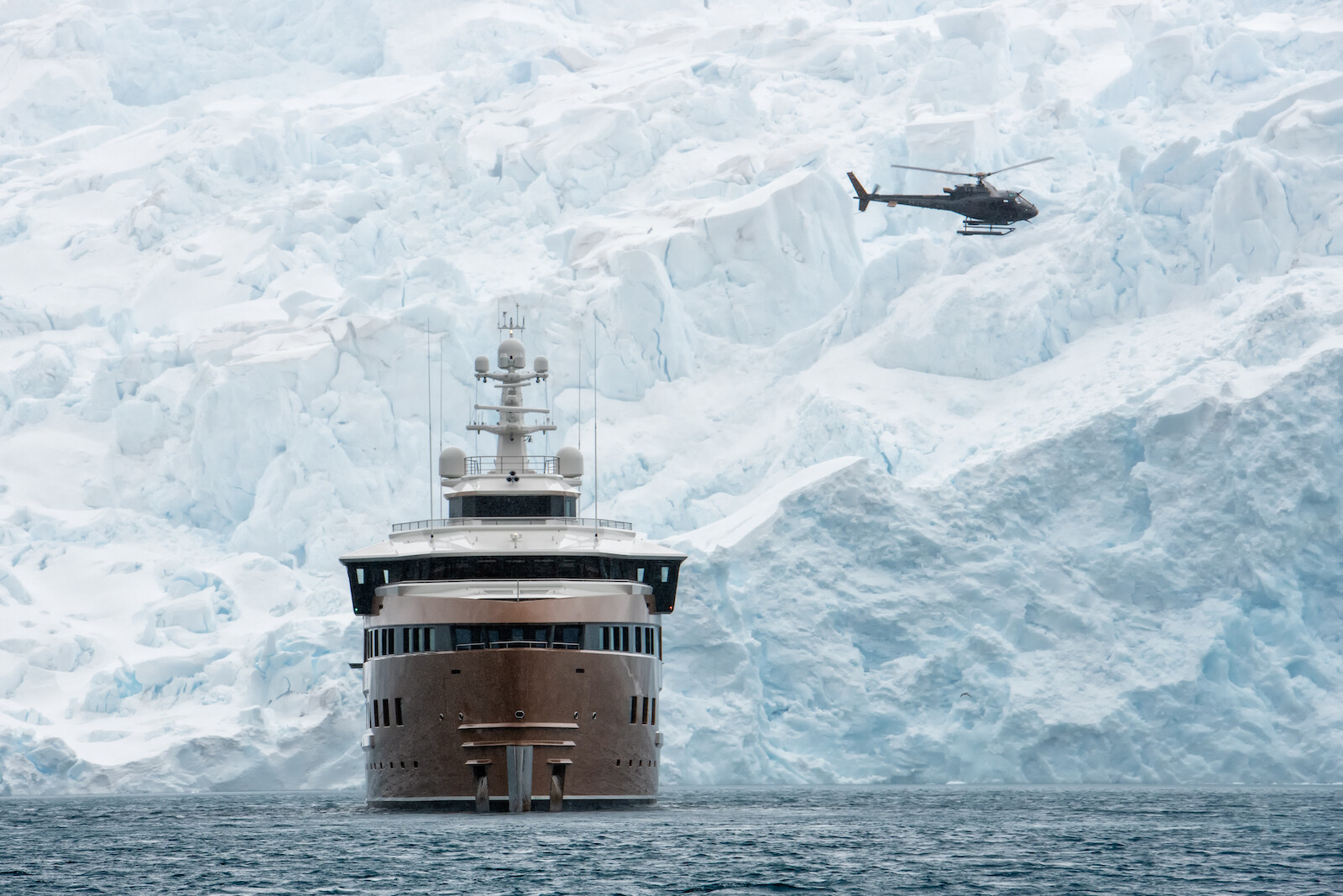 LA DATCHA motor yacht  by Fraser Yachts, built by DAMEN YACHTING