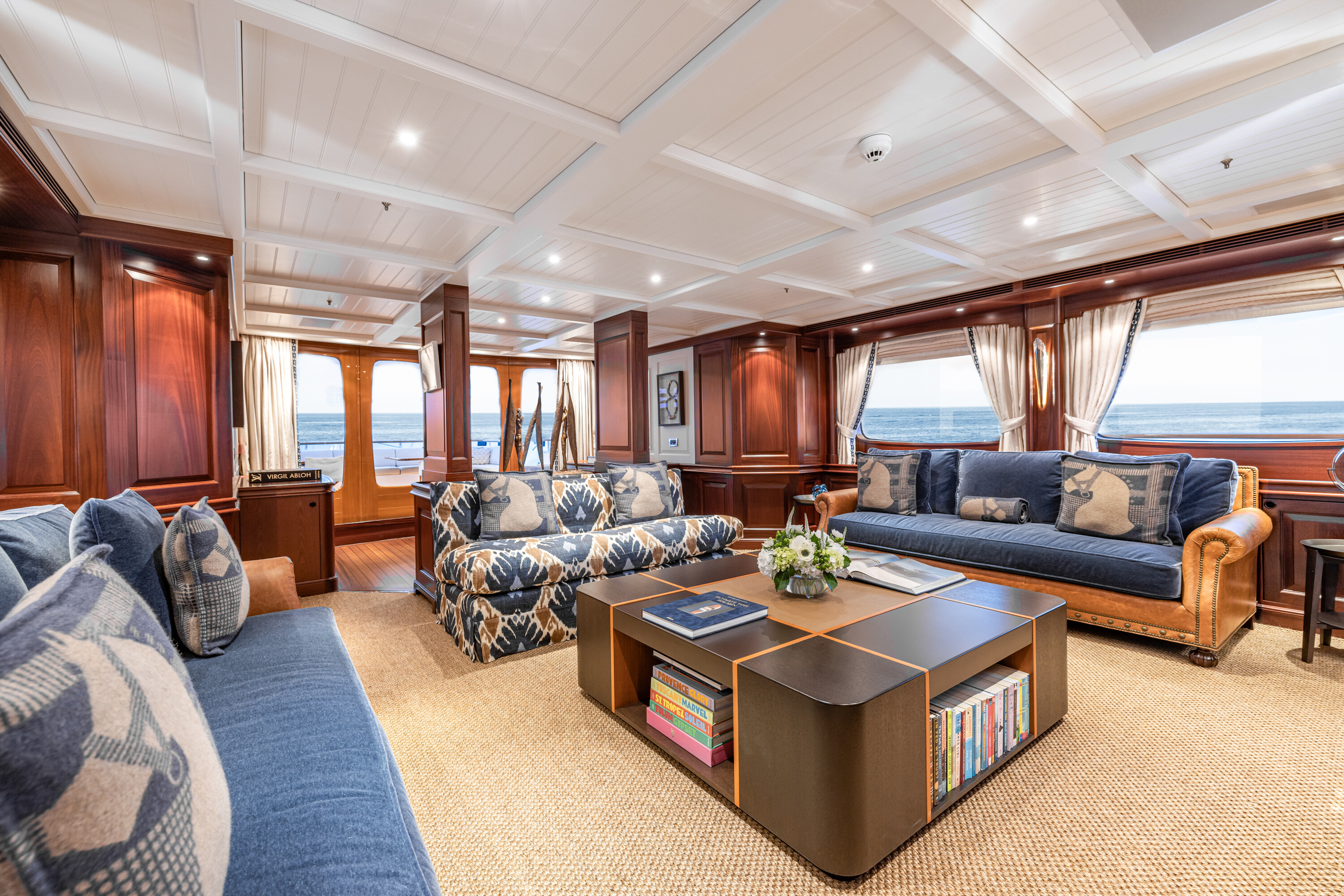 Aboard AWATEA a 147ft (45m) luxury motor yacht for Sale available with Fraser Yachts, built by ROYAL HAKVOORT SHIPYARD in 2008