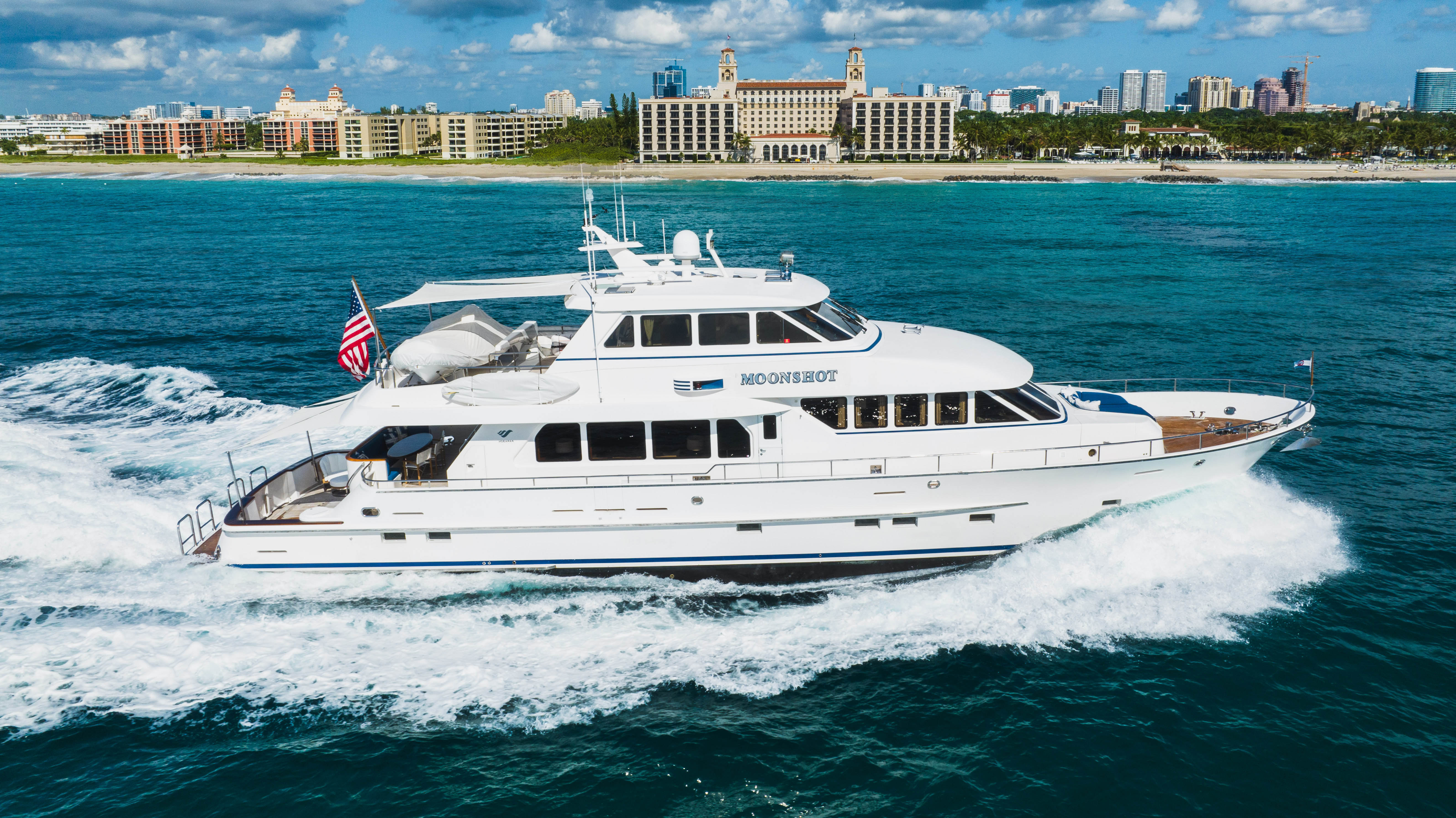 Aboard MOONSHOT a 94ft (28.65m) luxury motor yacht for Sale available with Fraser Yachts, built by PARAGON in 2013