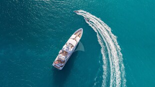 https://media.fraseryachts.com/Yachts/Y7861_MC/images/yachtfolio/adventure-hanikon-aerial_105034-jAjCRBDE.jpg?vh=3a8fc5&w=310