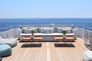 https://media.fraseryachts.com/Yachts/Y7861_MC/images/yachtfolio/adventure-new-aft-deck-furniture-2017_96972-m4Ov6nxb.jpg?vh=ca83f2&w=310