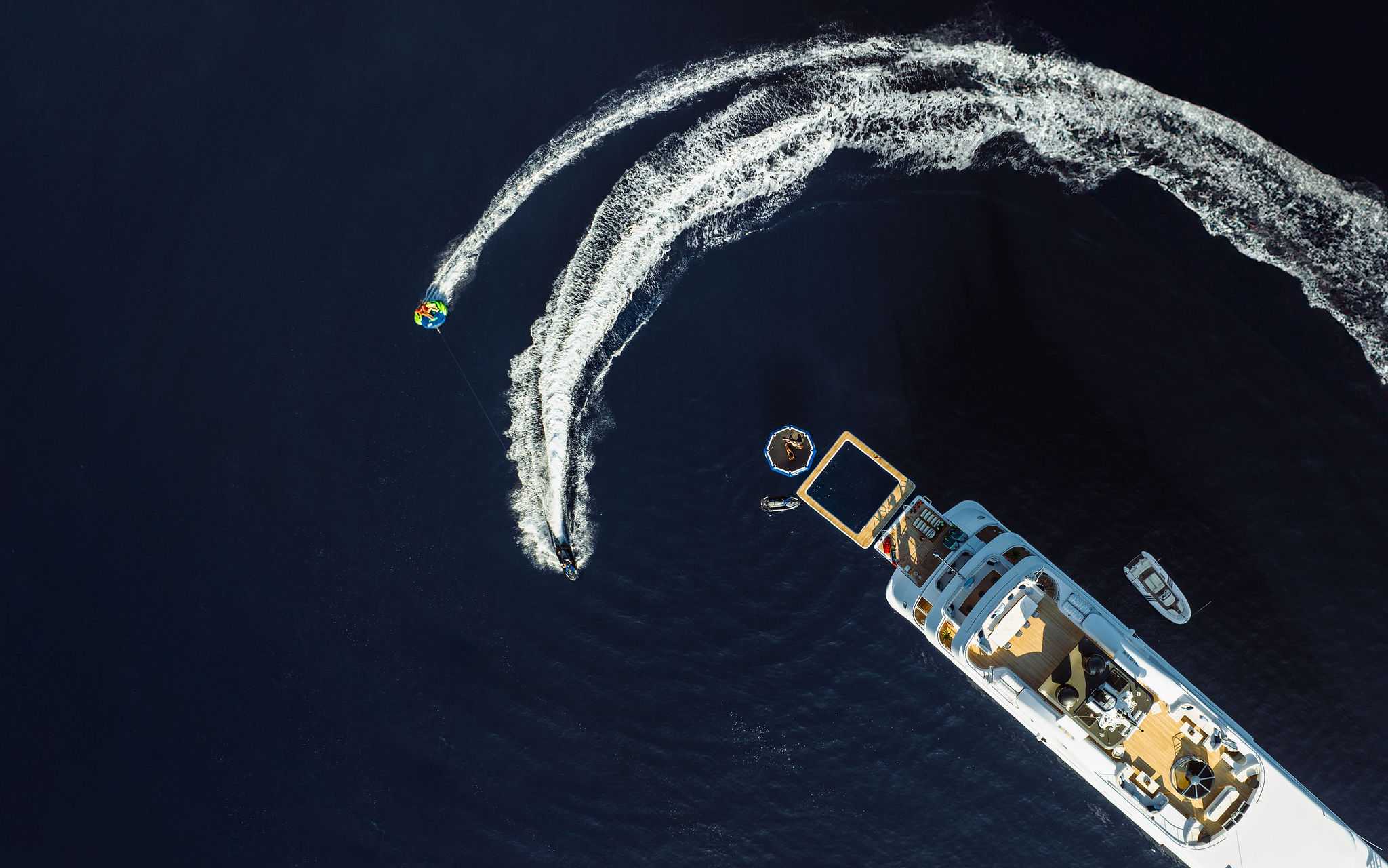 Aboard SAMIRA a 180ft (55m) luxury motor yacht for Charter available with Fraser Yachts, built by AMELS in 2003