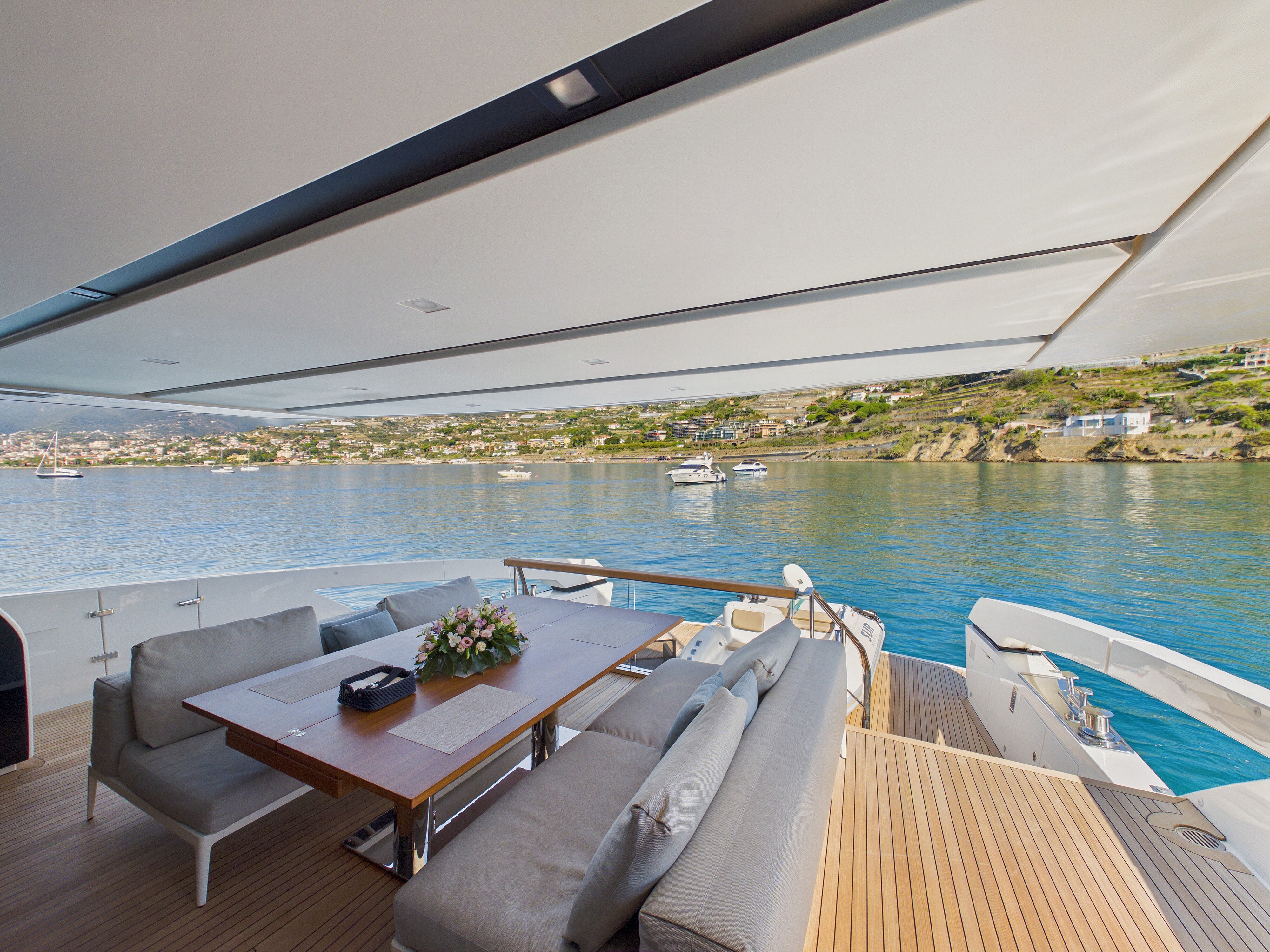 LADY LARISA motor yacht for Sale by Fraser Yachts, built by SANLORENZO