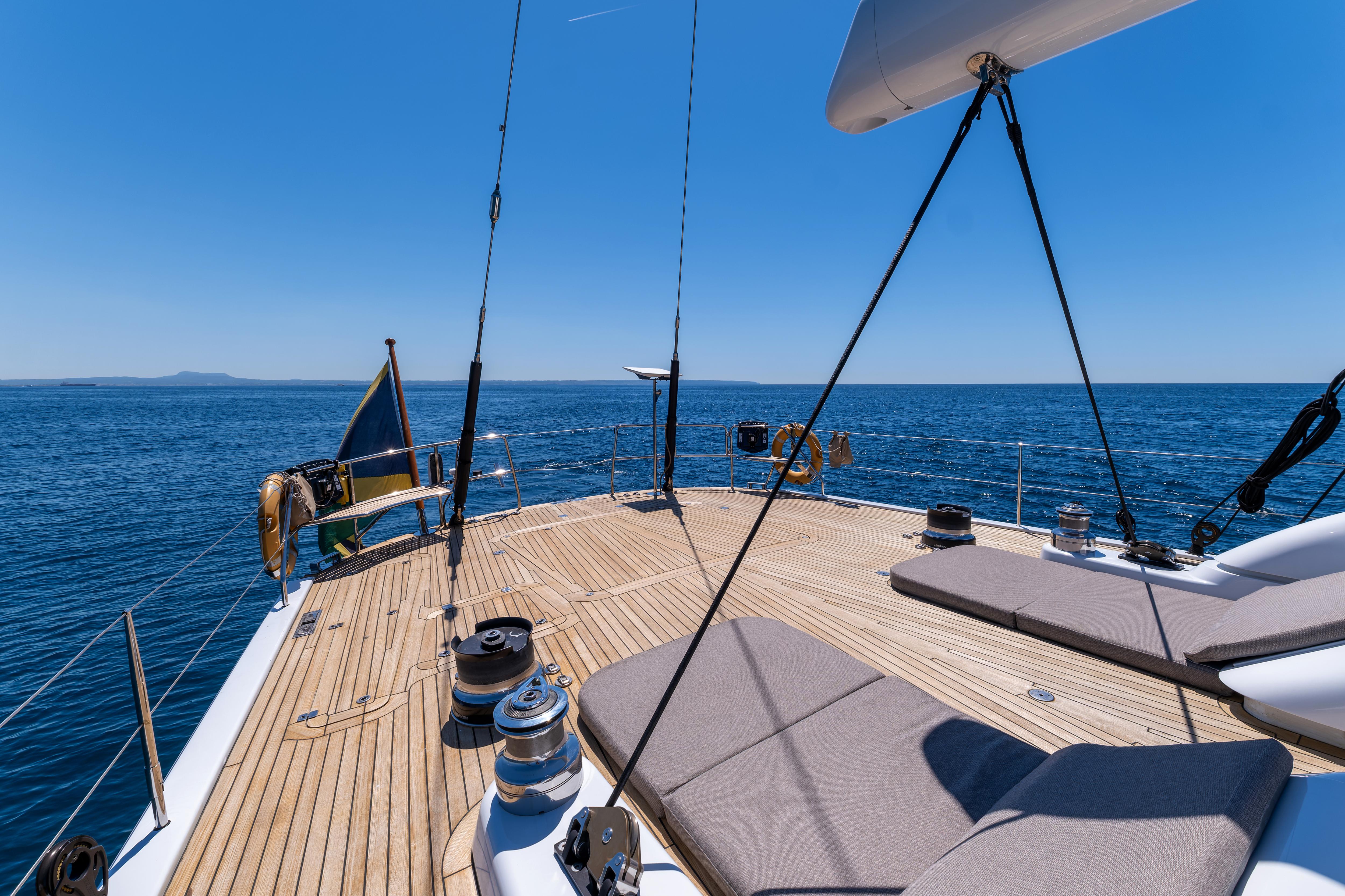 EP!PHANY sailing yacht for Sale by Fraser Yachts, built by MCMULLEN & WING