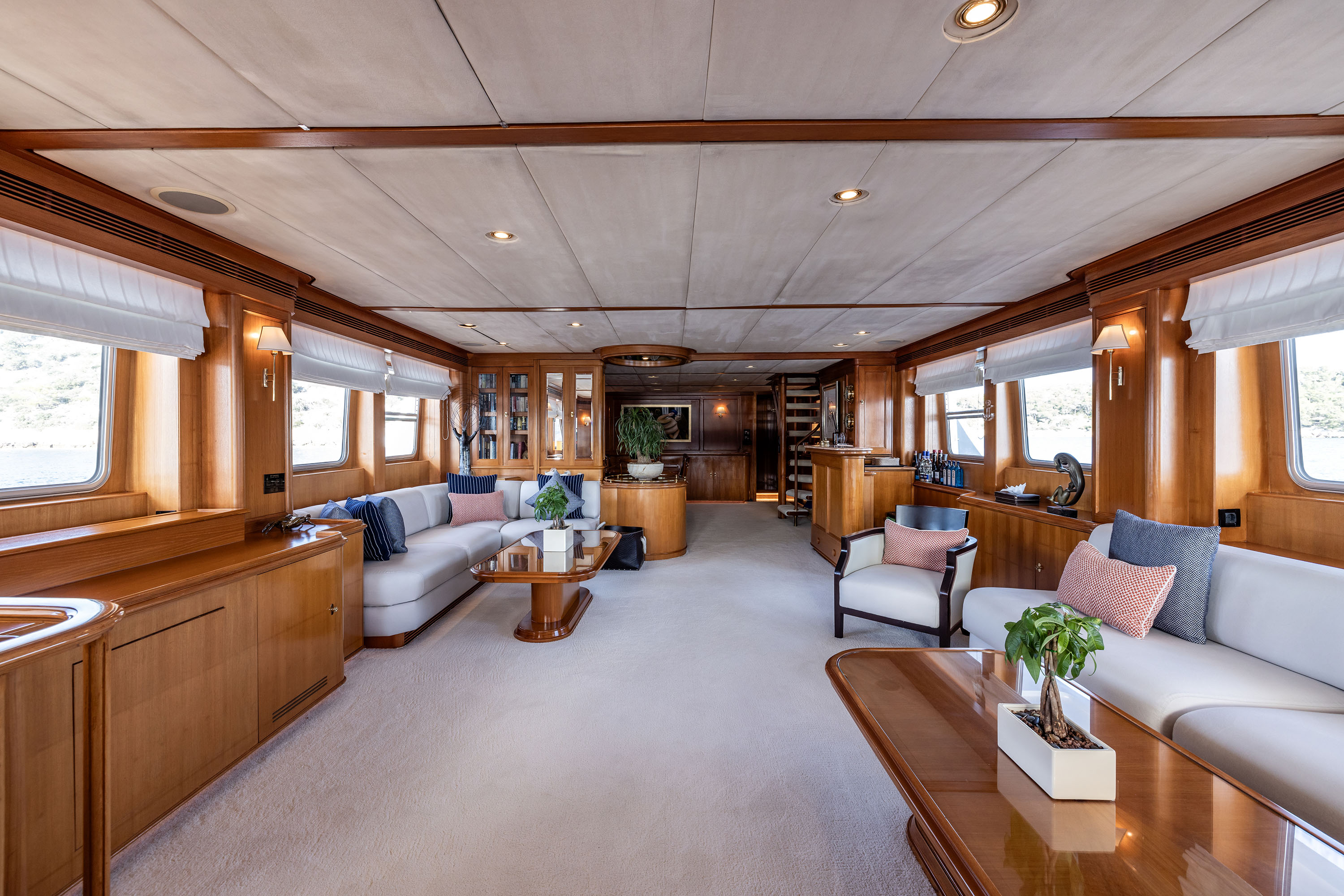 Aboard SUNCOCO a 103ft (31.4m) luxury motor yacht for Charter available with Fraser Yachts, built by LOWLAND YACHTS in 1992