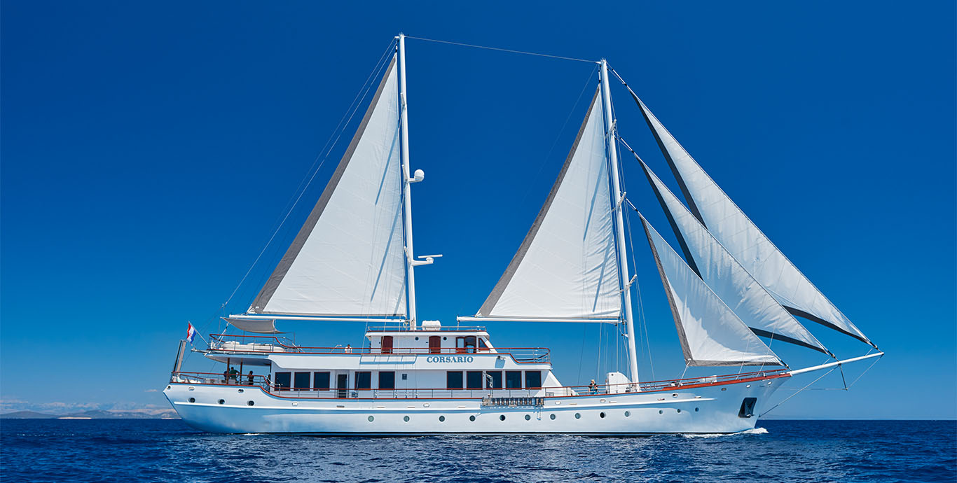 Aboard CORSARIO a 157ft (48m) luxury sailing yacht , built by RADEZ in 2019