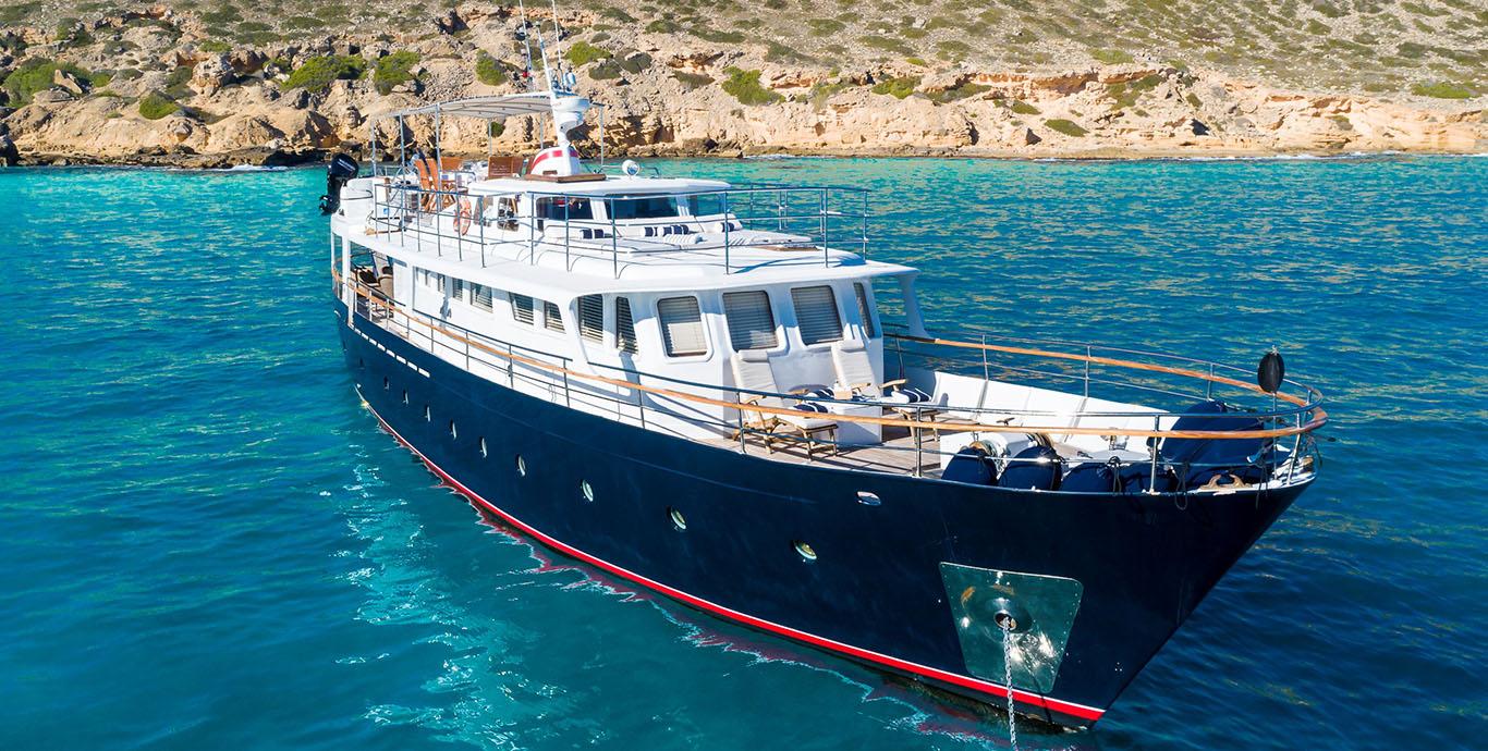 Aboard BLACK PEPPER a 79ft (24.34m) luxury motor yacht , built by LAVAGNA in 1975
