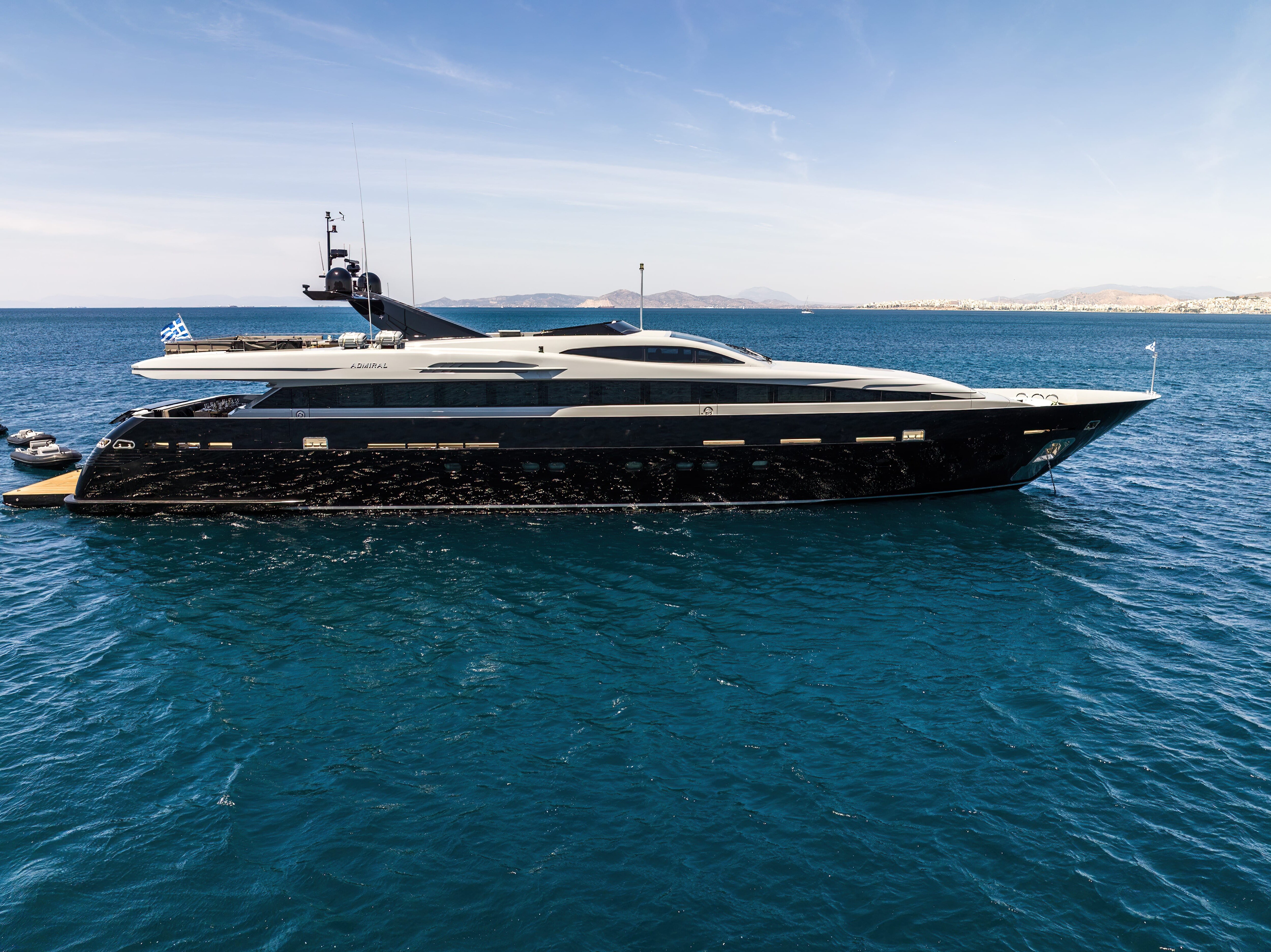 Aboard MADO a 128ft (39.25m) luxury motor yacht for Charter available with Fraser Yachts, built by ADMIRAL in 2009