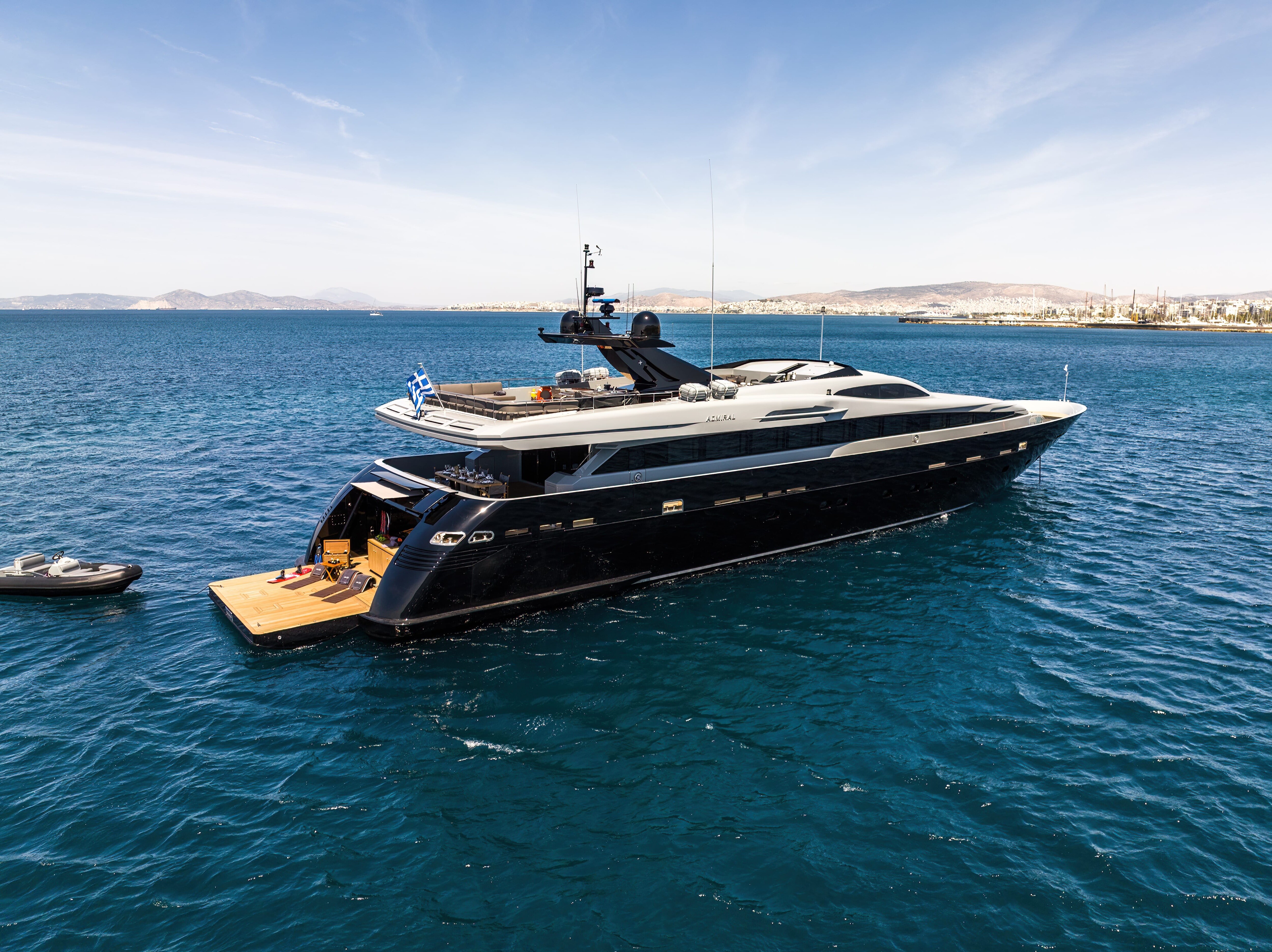 MADO YACHT FOR CHARTER | FRASER