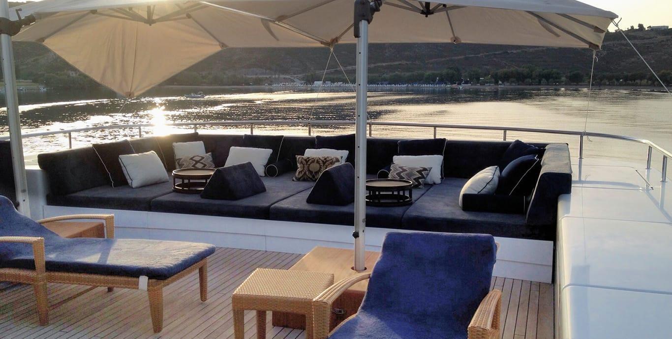 Aboard GOLDEN HORN a 135ft (41.4m) luxury motor yacht , built by DERELI YACHTS in 2008