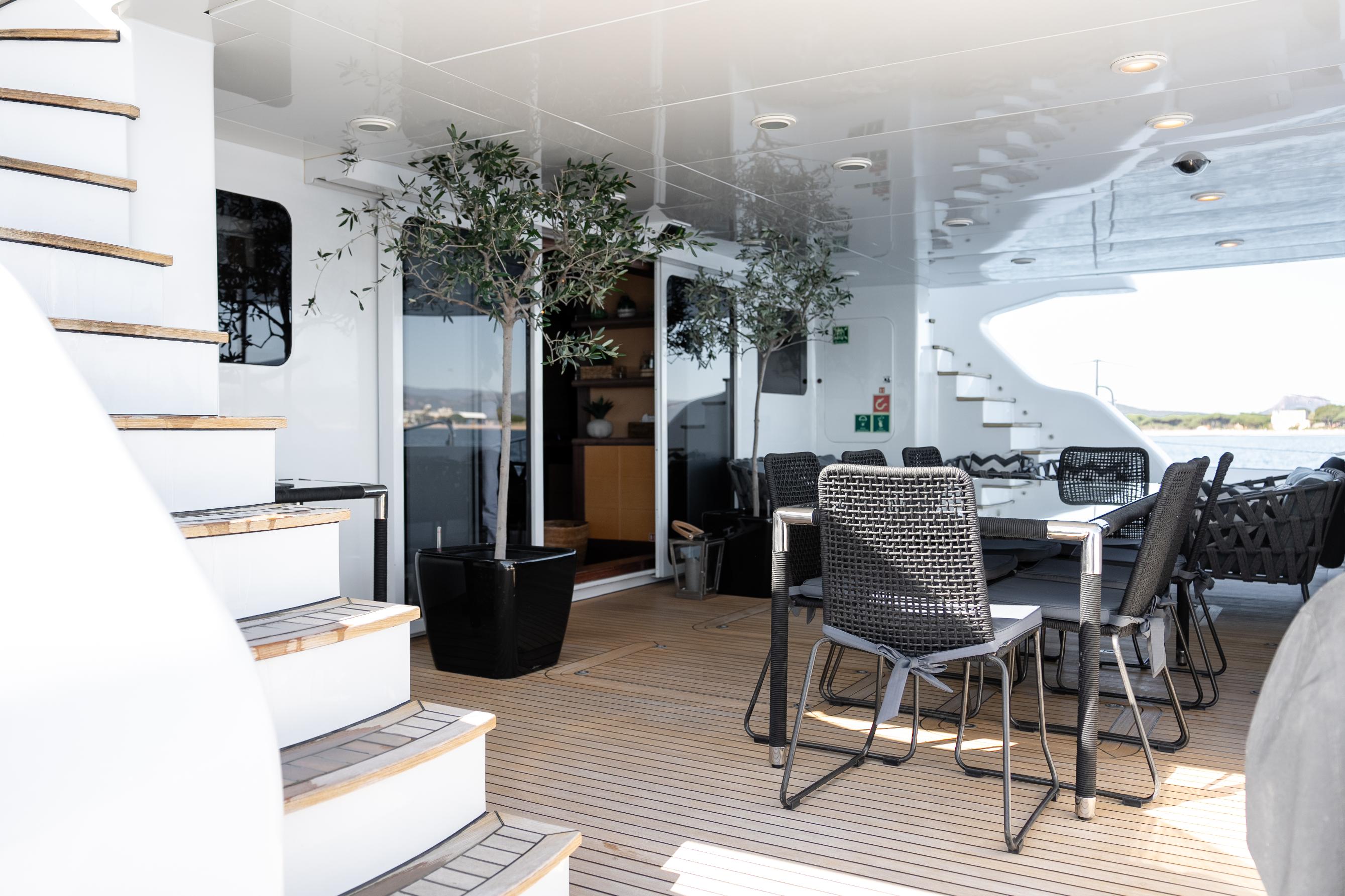 ALLURES sailing yacht for Sale & Charter by Fraser Yachts, built by COMPOSITEWORKS