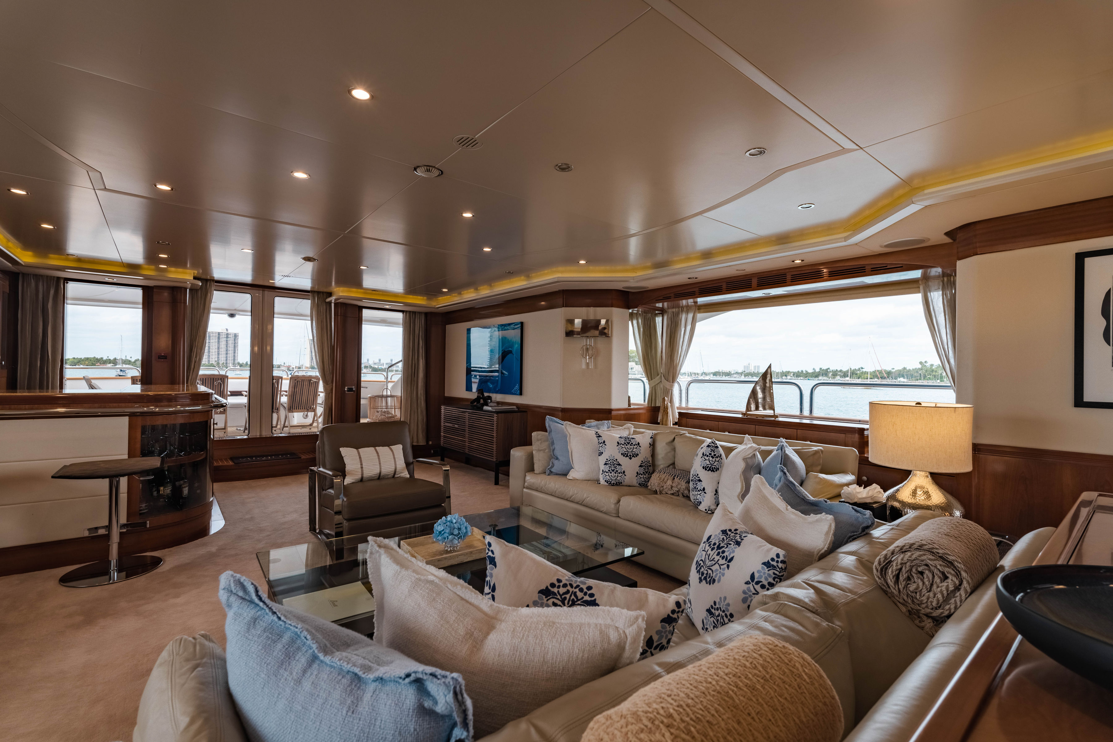 Aboard ALEGRIA a 143ft (43.6m) luxury motor yacht for Sale available with Fraser Yachts, built by BENETTI in 2010