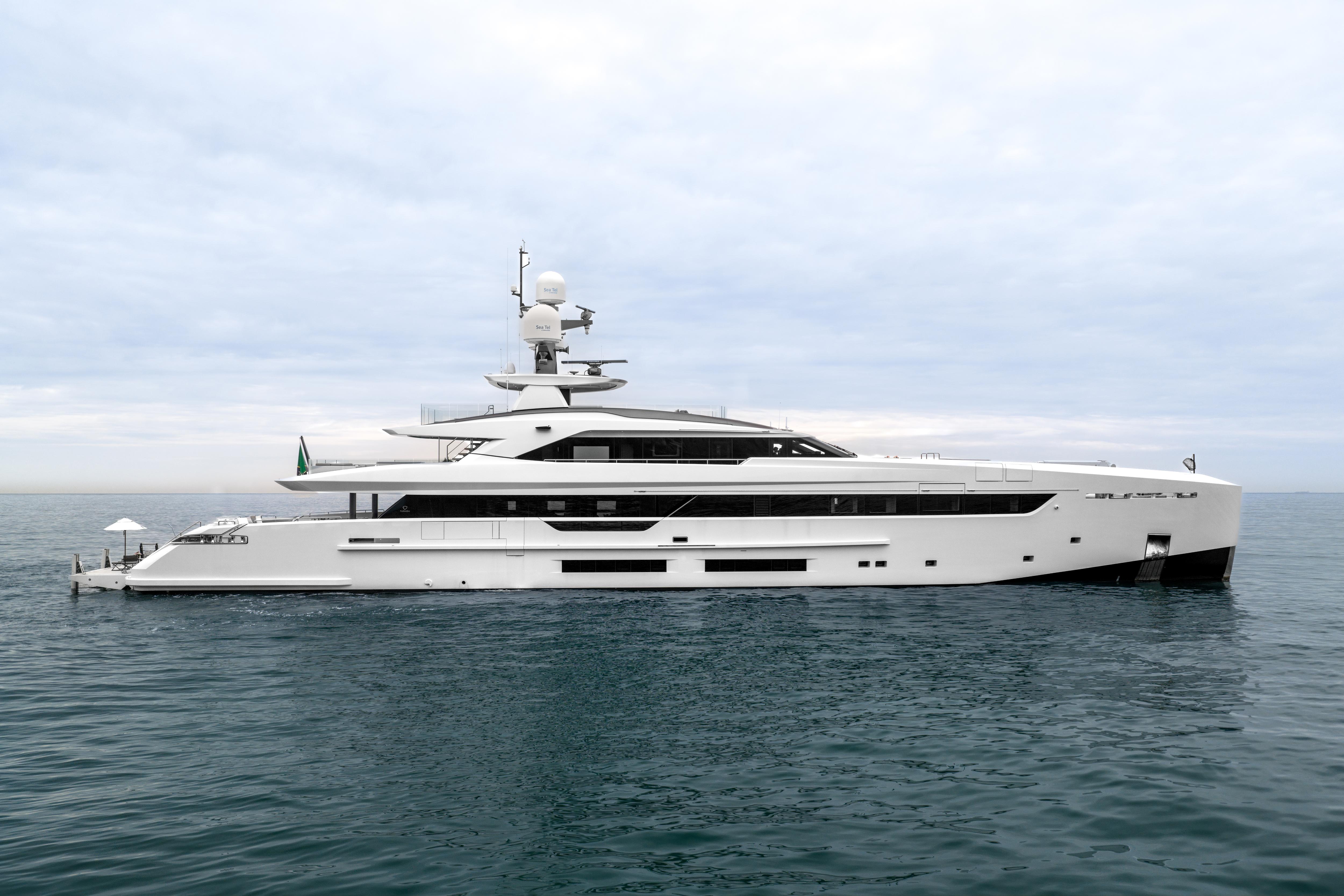 KINDA motor yacht for Sale by Fraser Yachts, built by TANKOA YACHTS